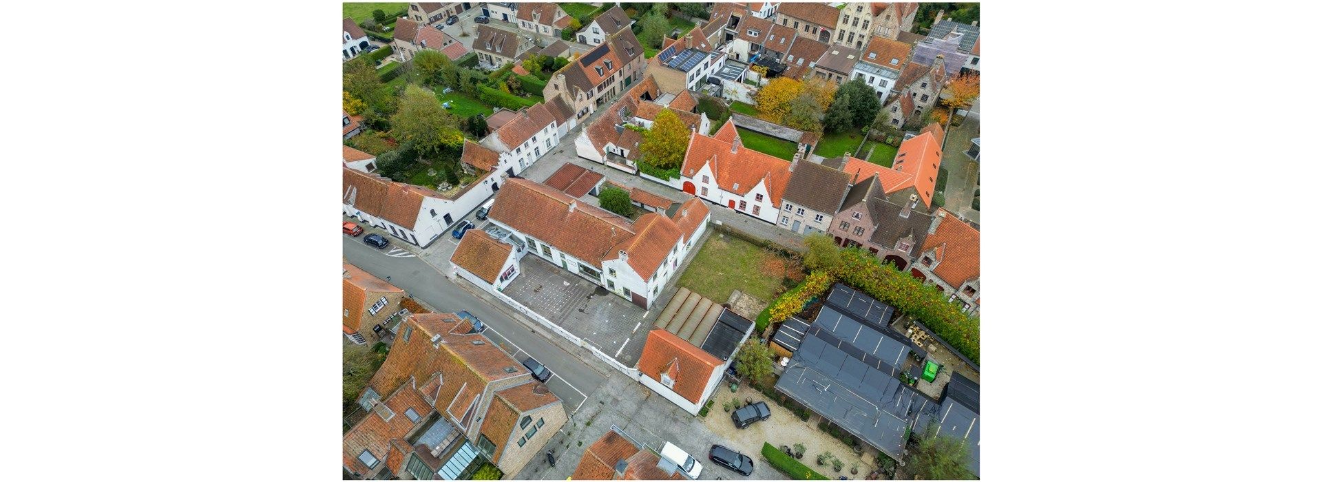 Voormalige schoolgebouwen foto 3