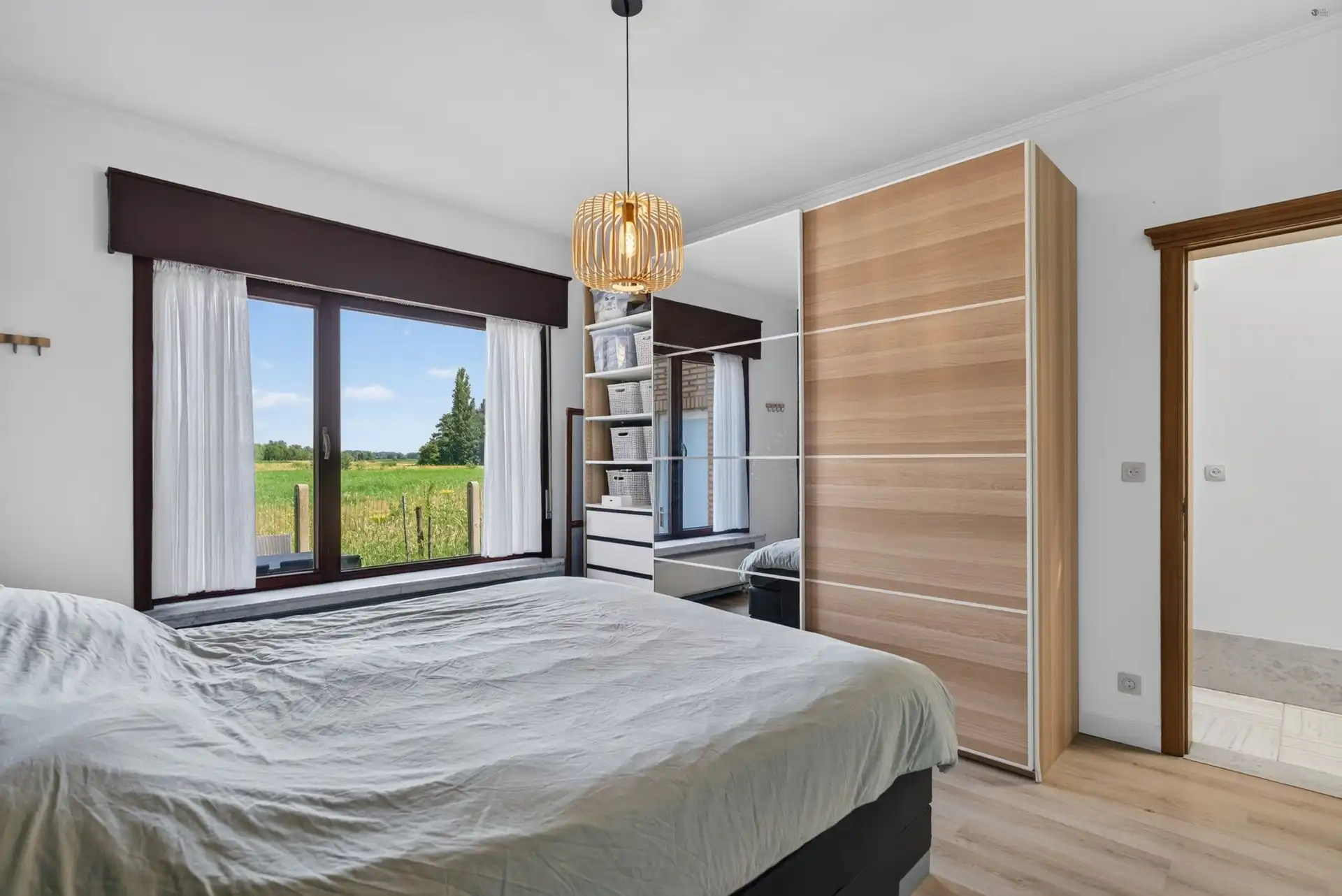Gerenoveerde bungalow met top uitzicht foto 10