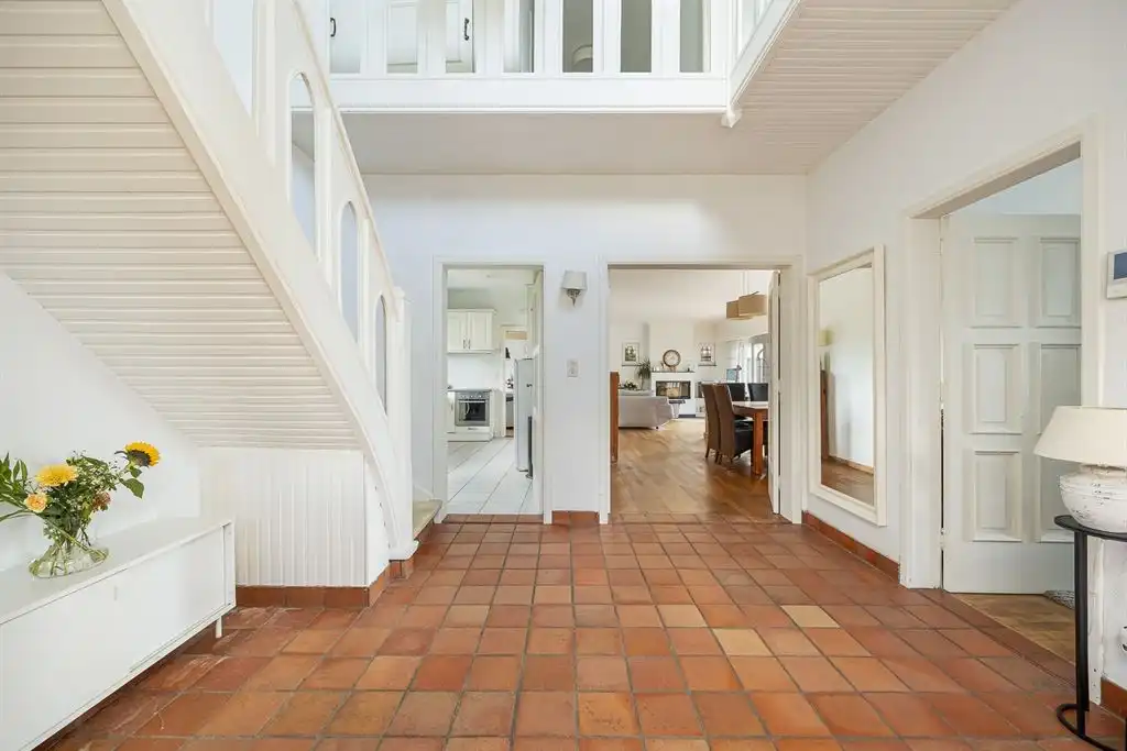 Instapklare villa met 4 à 5 slpk, tuin en EPC B  foto 8