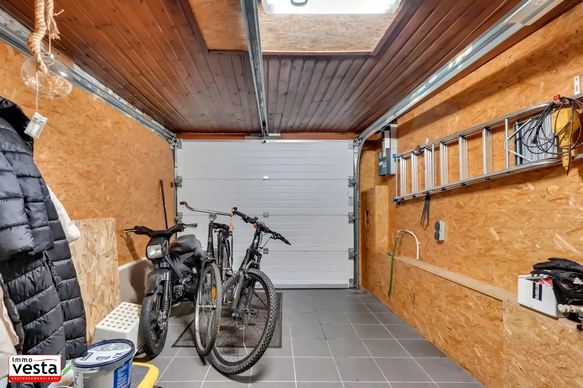 Karaktervolle woning in Sint-Truiden foto 29