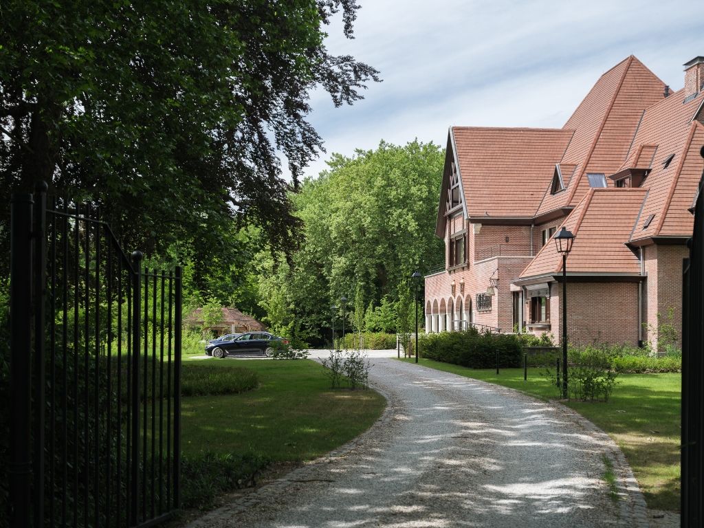 ()=>{if(producerUpdateValueVersion(node),producerAccessed(node),node.value===ERRORED)throw node.error;return node.value} Leiepark 18 - 9051 Sint-Denijs-Westrem