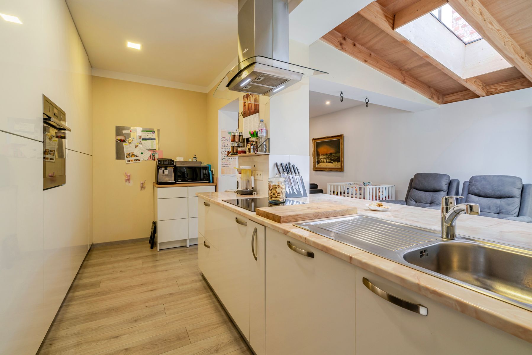 Instapklare woning met 6 slaapkamers en 2 badkamers  foto 5