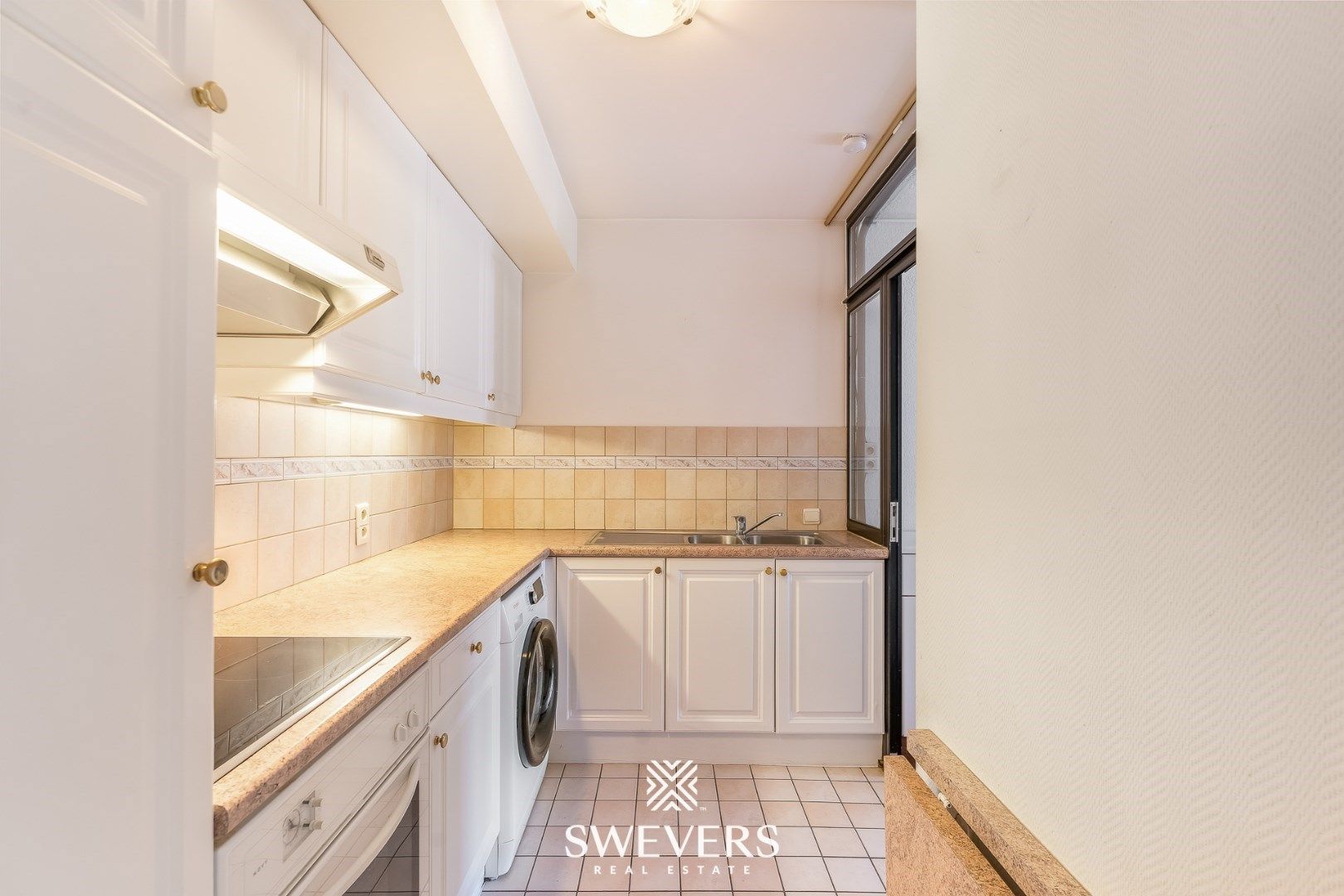 Instapklaar 2-slpk appartement met terras te Bolderberg centrum foto 11