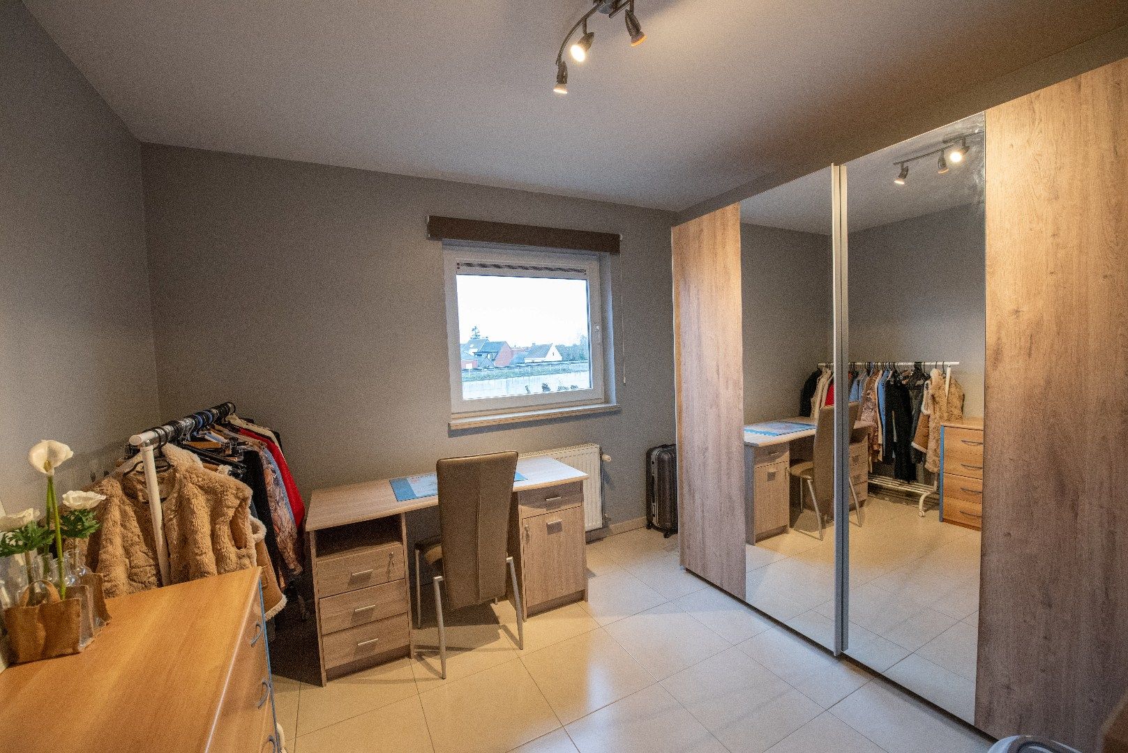 Instapklaar appartement met 2 slaapkamers te huur in Waregem foto 10