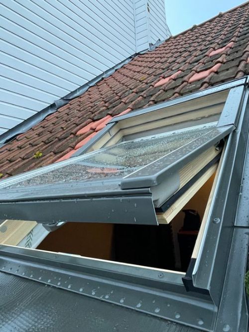 Instapklare rijwoning met charme en mooi rendement in hartje Ronse foto 11