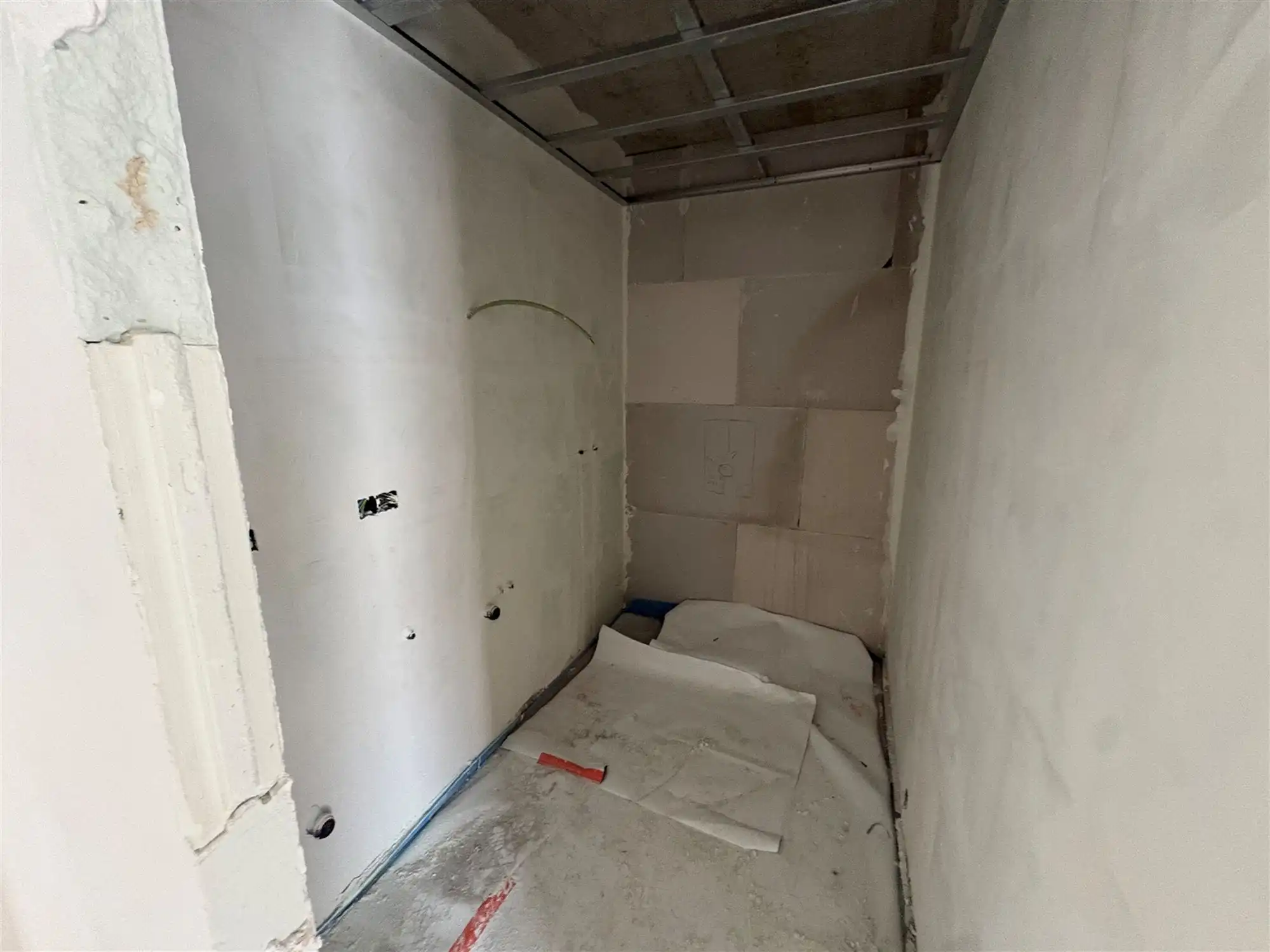 Gelijkvloersappartement met 3 slaapkamers en tuin. foto 14