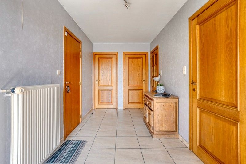 🏡 Lichtrijk appartement met 2 slaapkamers, ruim terras in hartje Wakken! ☀️ foto 5