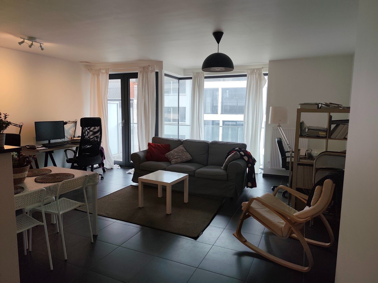 2-slaapkamerappartement met ondergrondse garage in centrum Deinze foto 3