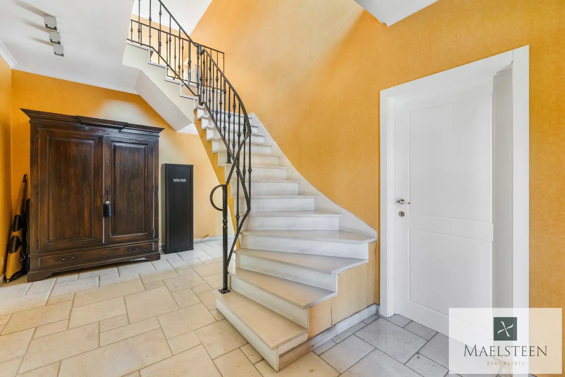 Boerderij op 1,5ha op de flank van Oedelem-berg  foto 25