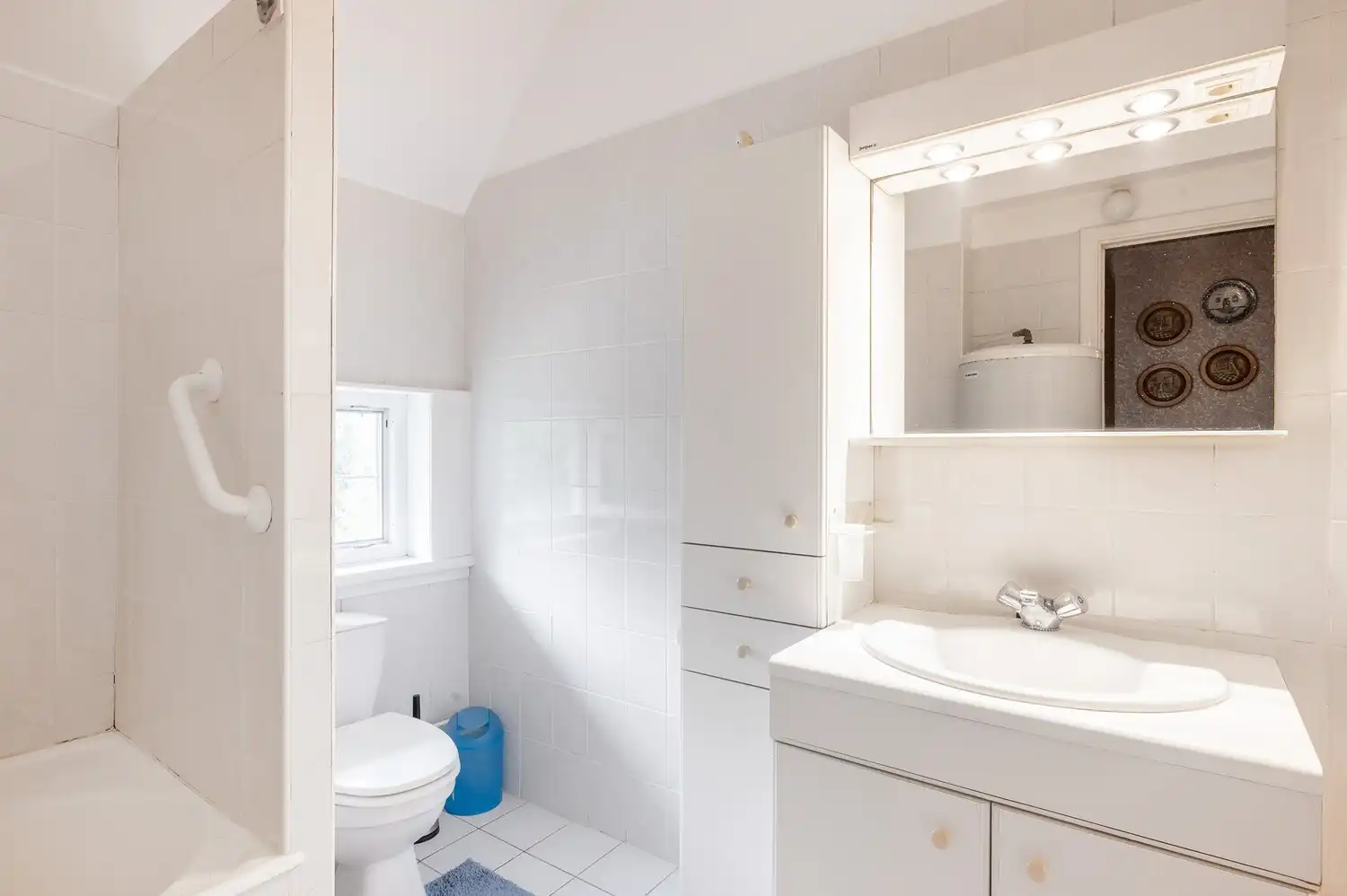 KARAKTERVOLLE WONING MET 5 SLAAPKAMERS OP 9,6 ARE OP UITSTEKENDE LOCATIE foto 19