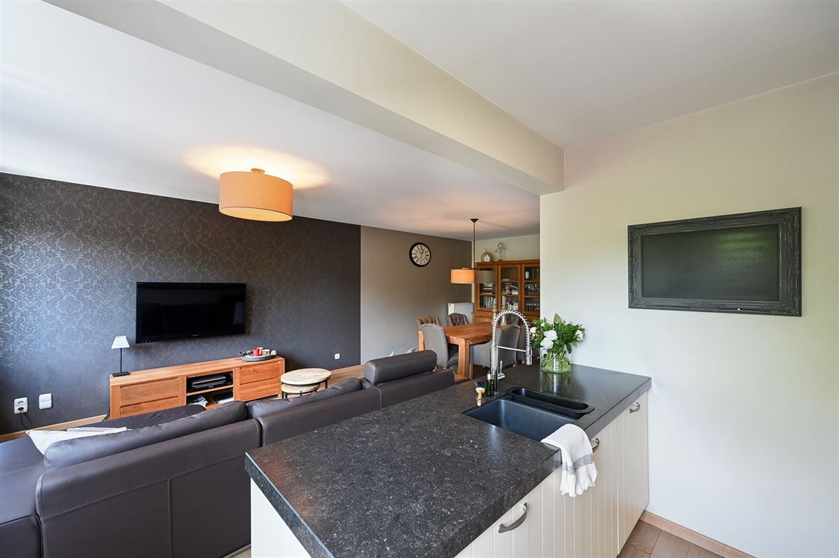 Stijlvol appartement met 2 slaapkamers, 2 terrassen en garageplaats foto 11