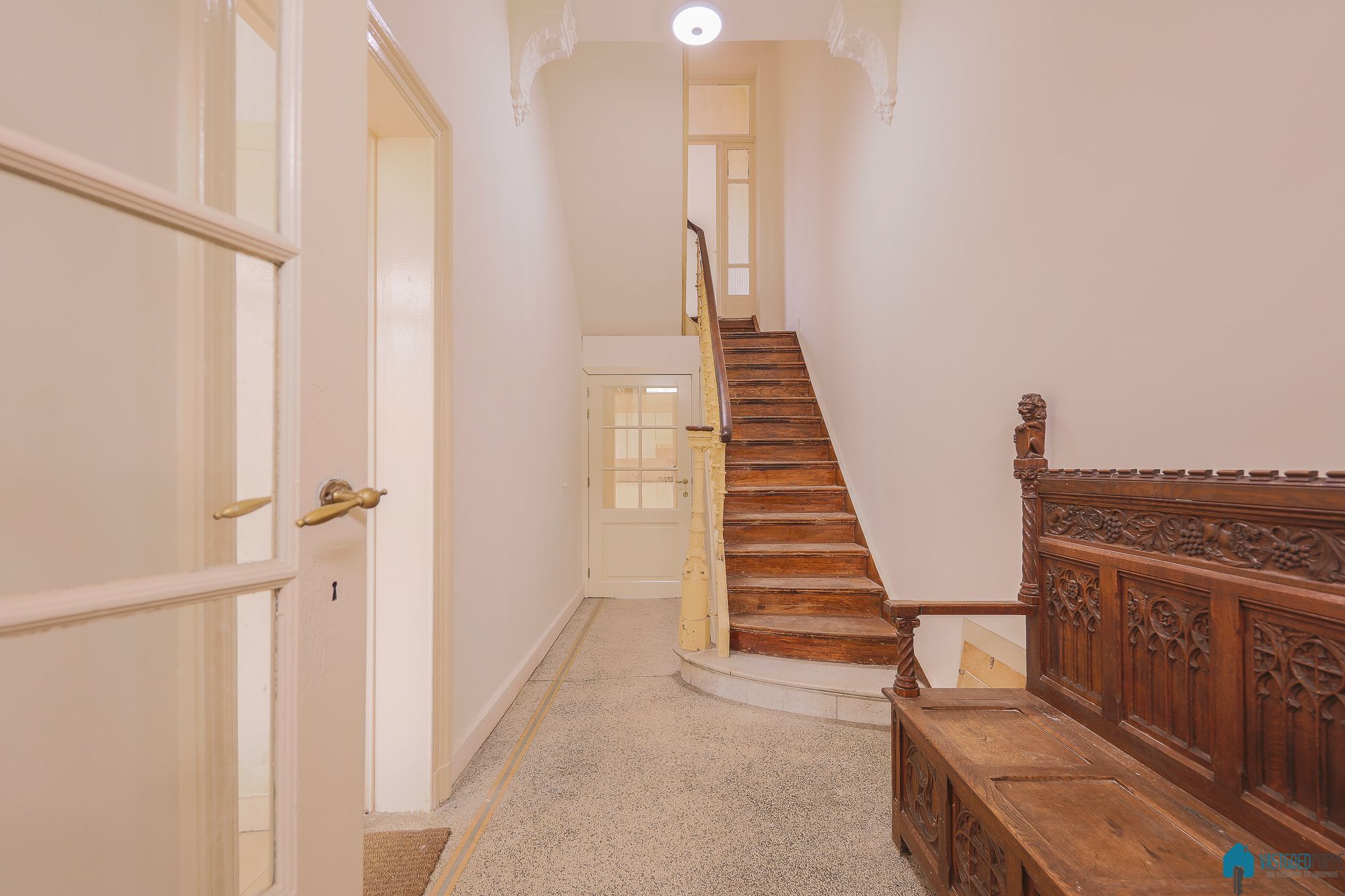 Ruim herenhuis met tuin en garage foto 10