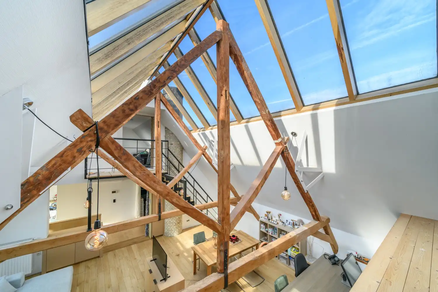 BEVEREN AAN DE IJZER: Handelszaak (momenteel horeca) met heel wat ruimte, woonst én zalige tuin op 1.150m² totale grondoppervlakte. foto 21
