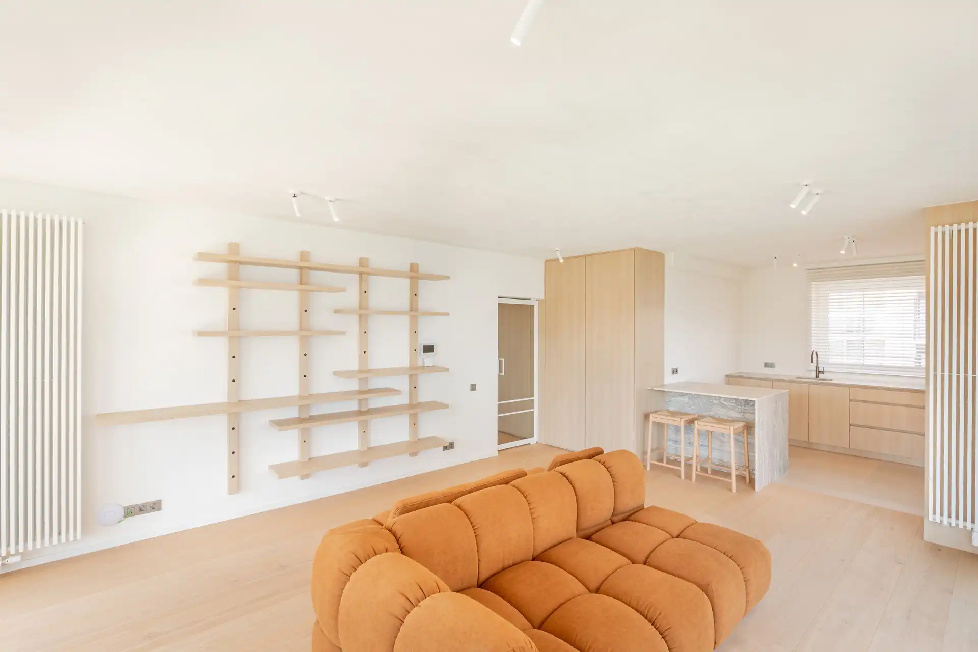 Prachtig gerenoveerd appartement in villaresidentie te Duinbergen foto 11