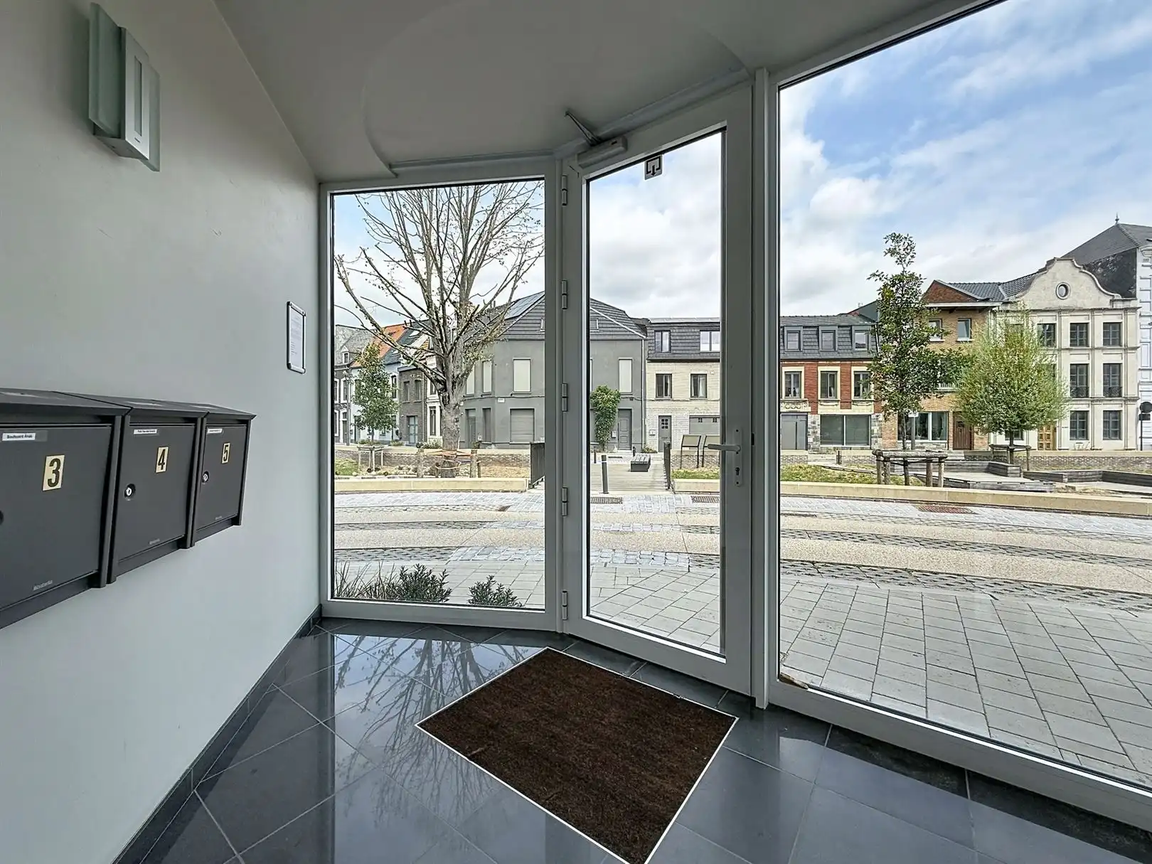 Gemeubeld appartement, 2 slpks, terras en kelder foto 4