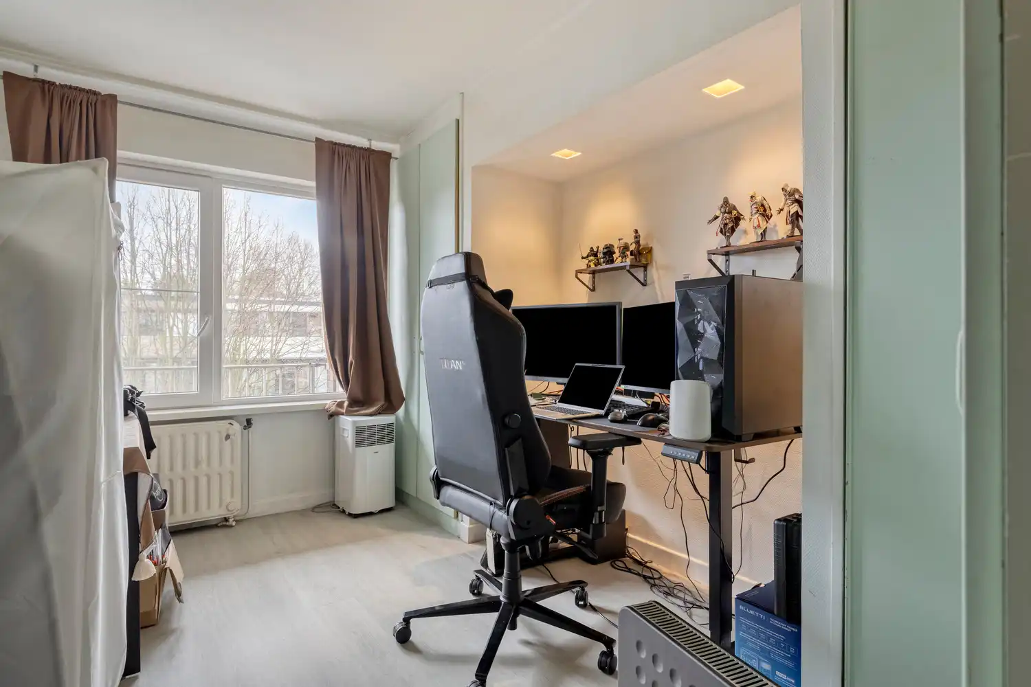 Vlakbij het Boekenberg Park gelegen appartement op de 2de verdieping met 2 slks, terras en garagebox! foto 25