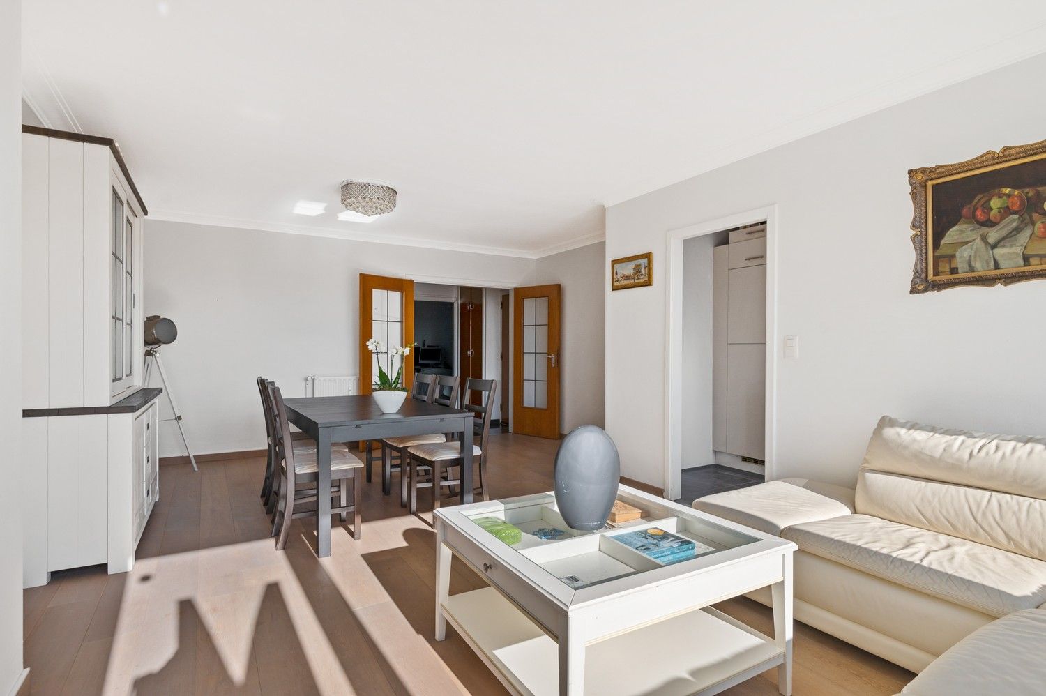 Gezellig instapklaar appartement met 2 slaapkamers en terras in Deurne! foto 3