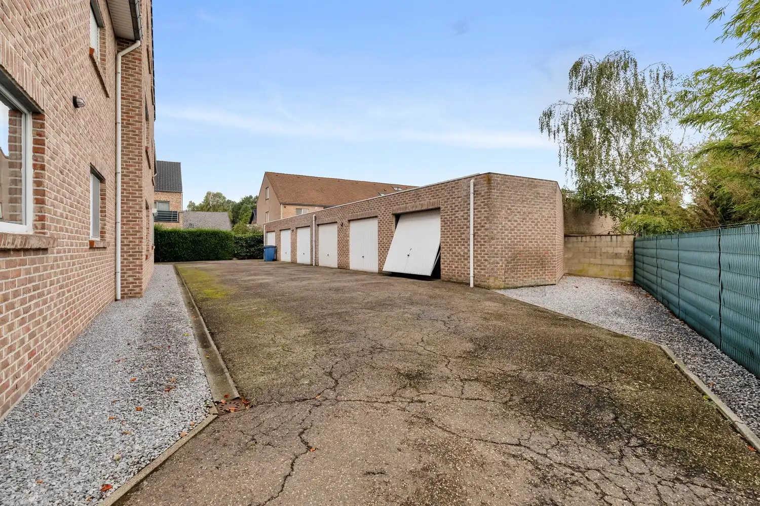 Ruime duplex met 3 slaapkamers, extra (slaap)kamer én privatieve garagebox in Koersel foto 20