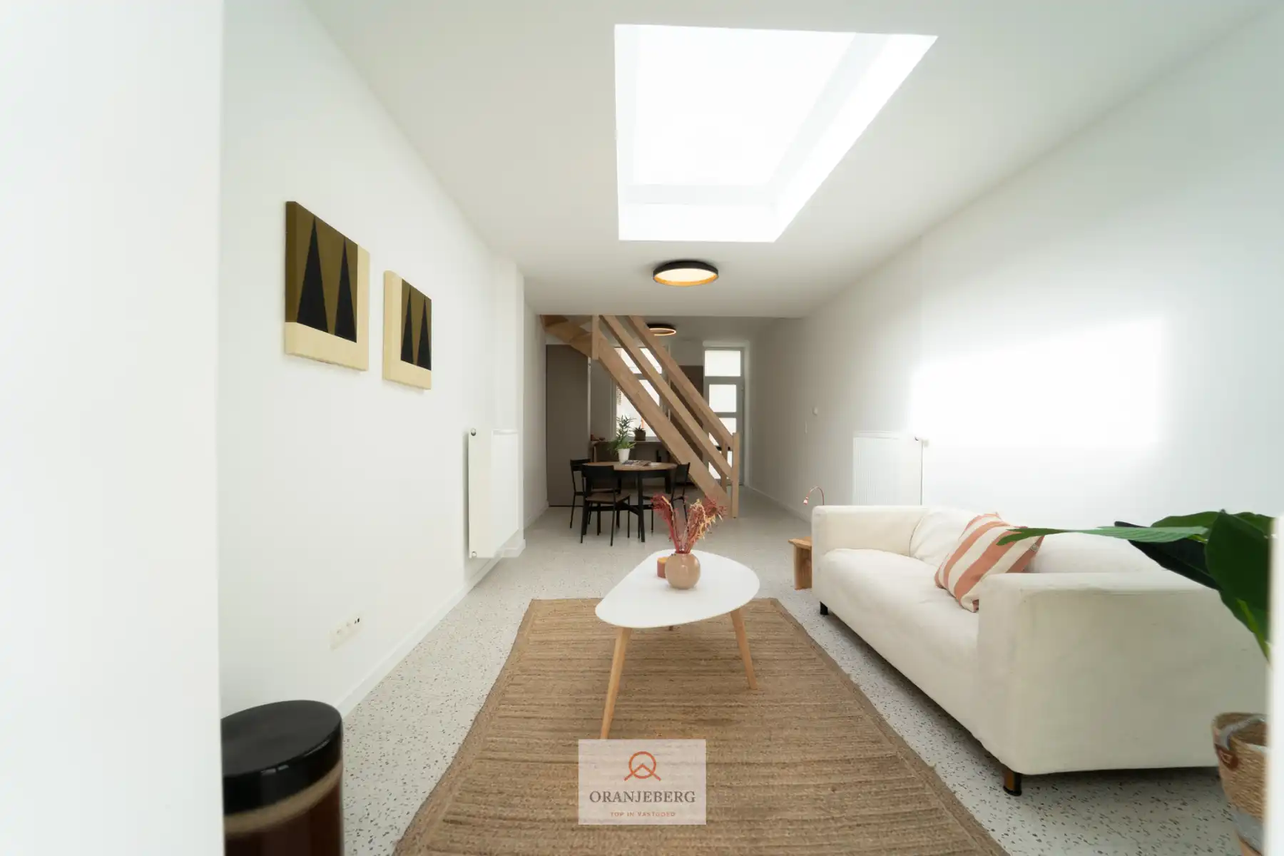 Lichtrijke gerenoveerde woning foto 5