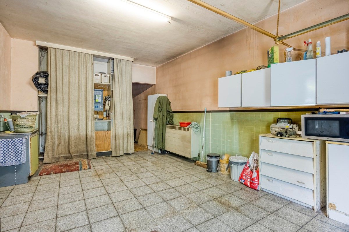 Ruime woning met 3 slaapkamers en grote tuin foto 14