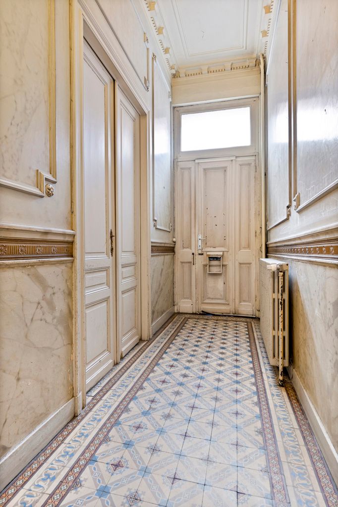 Te renoveren herenhuis met tuin nabij Sint-Guidoplein foto 4