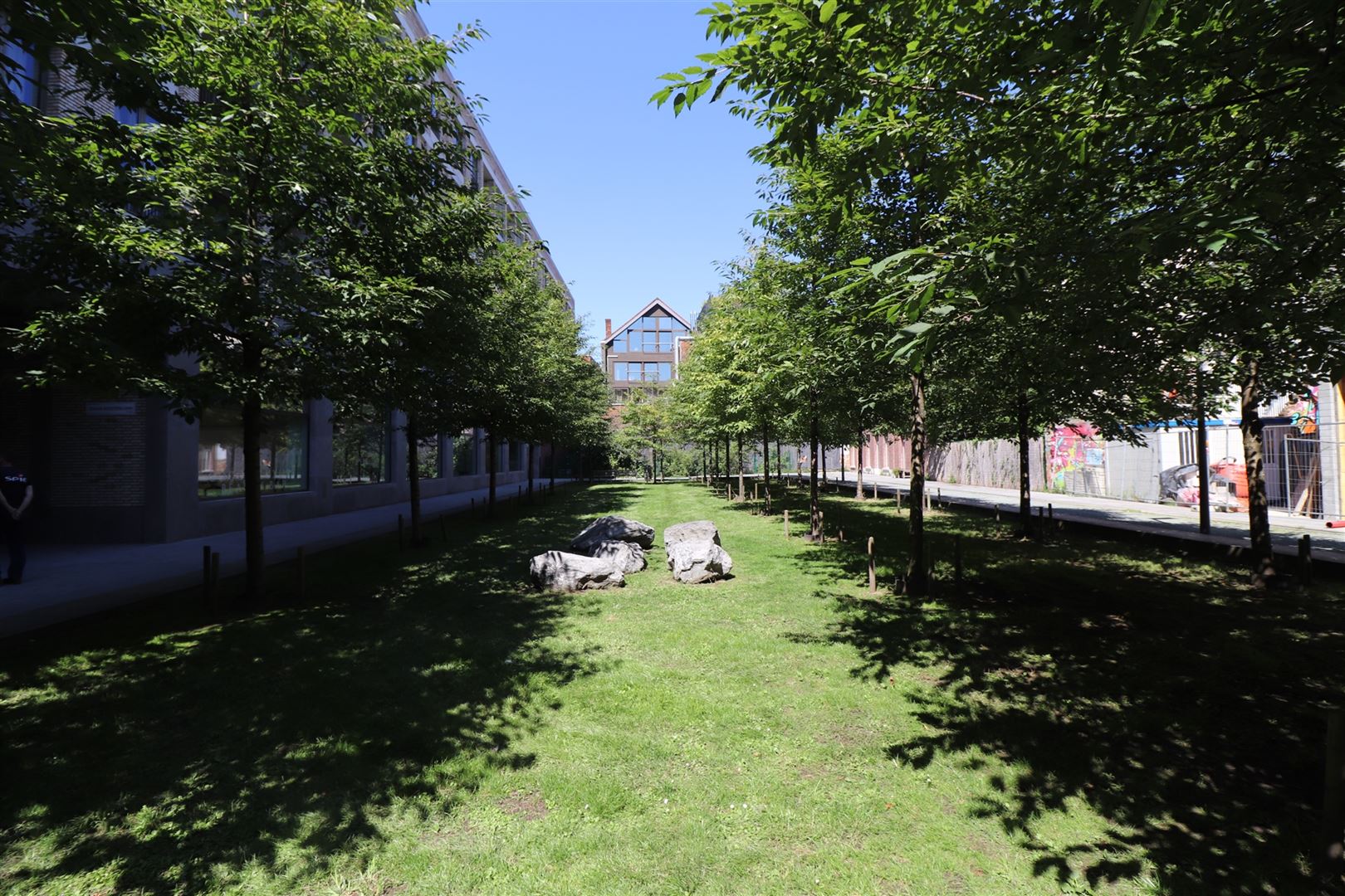 Gemeubeld appartement met autostaanplaats op het Eilandje  foto 17