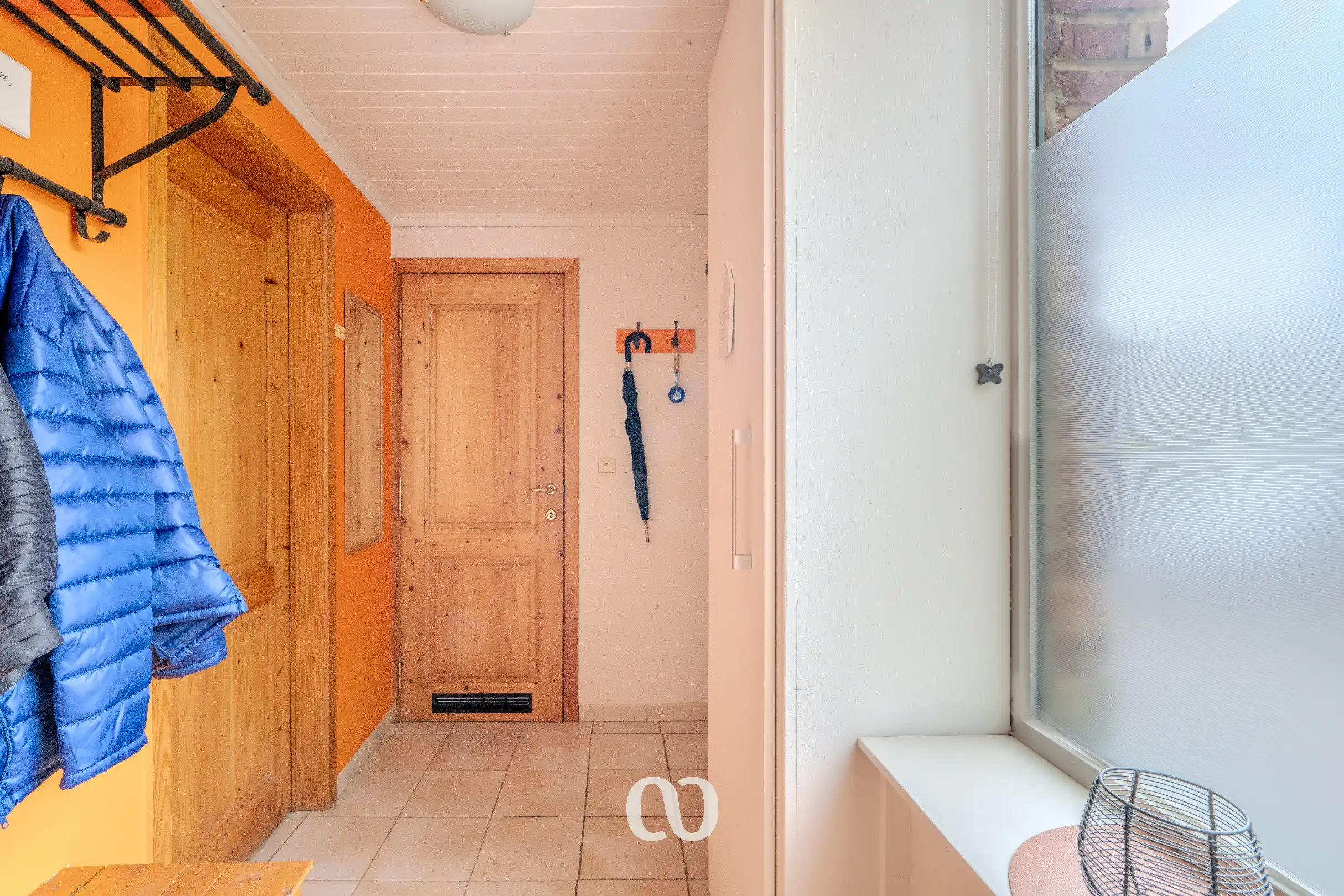 Instapklare halfopen bebouwing op topligging foto 3