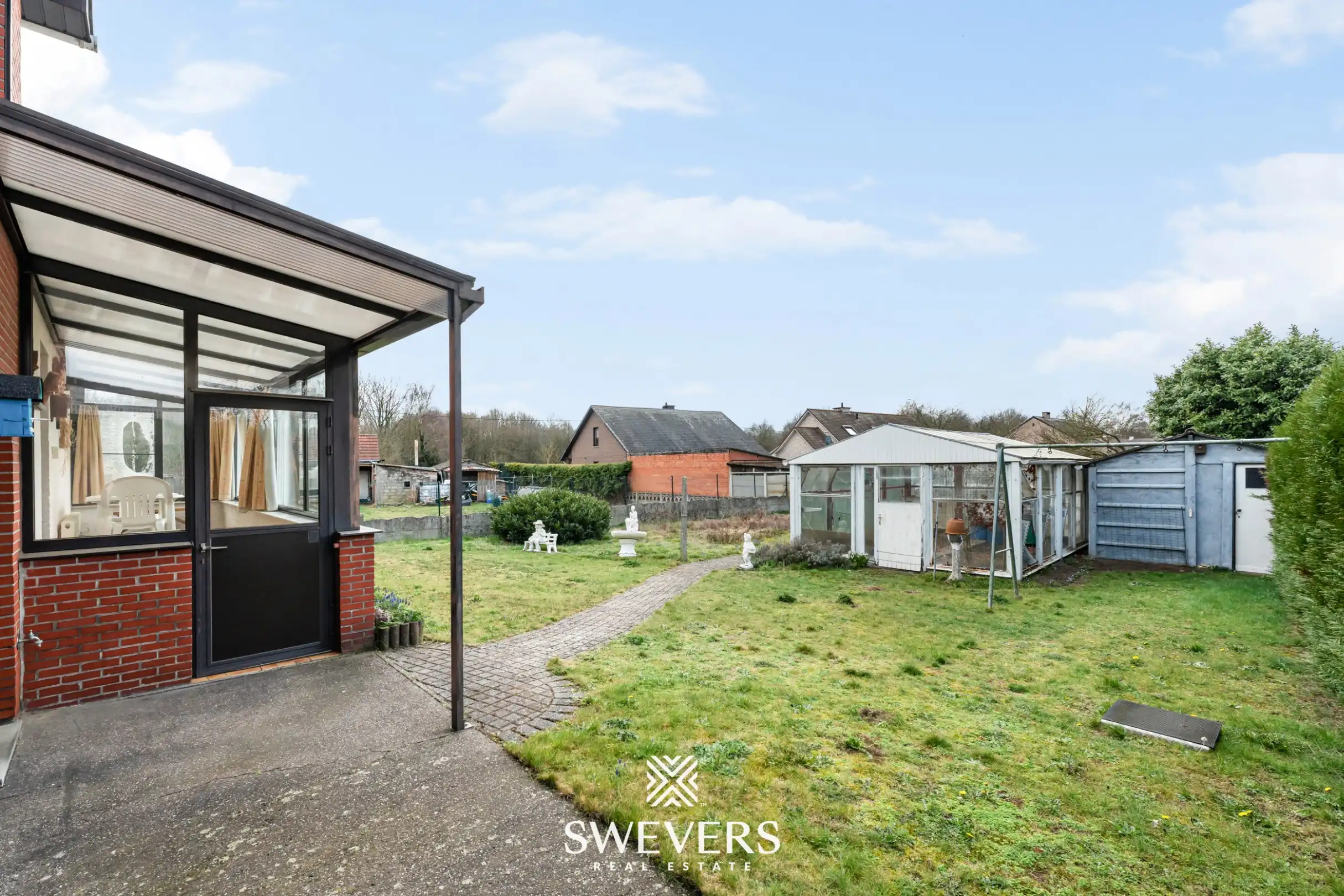 Charmante renovatiewoning met stevige structuur en veel potentieel in Koersel foto 26