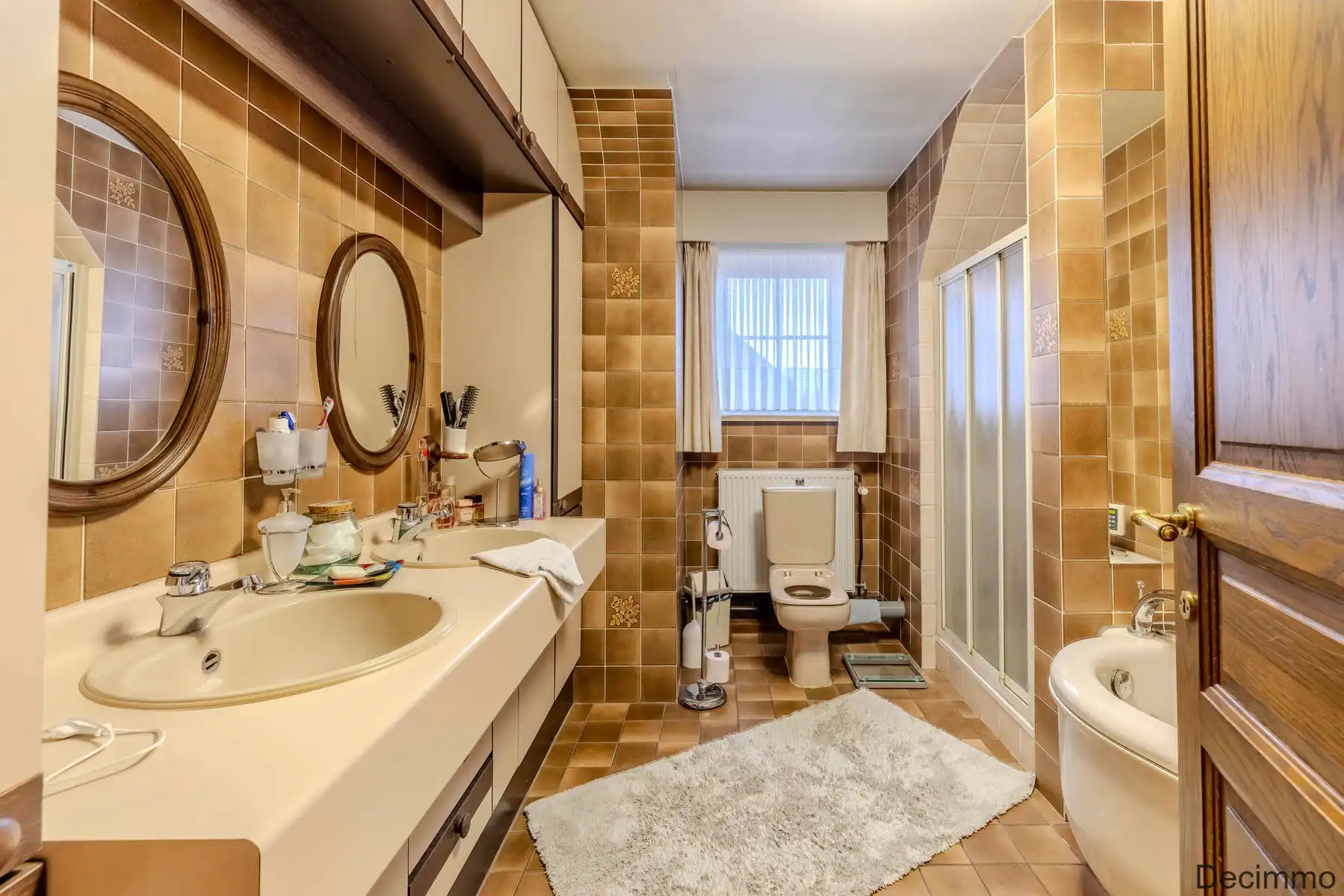 Veelzijdige woning met handelsruimte of kangoeroewonen. foto 16