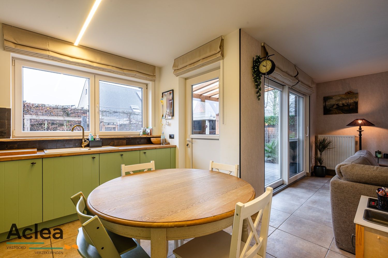 Instapklare koppelwoning met 3 slpks in een rustige wijk foto 8