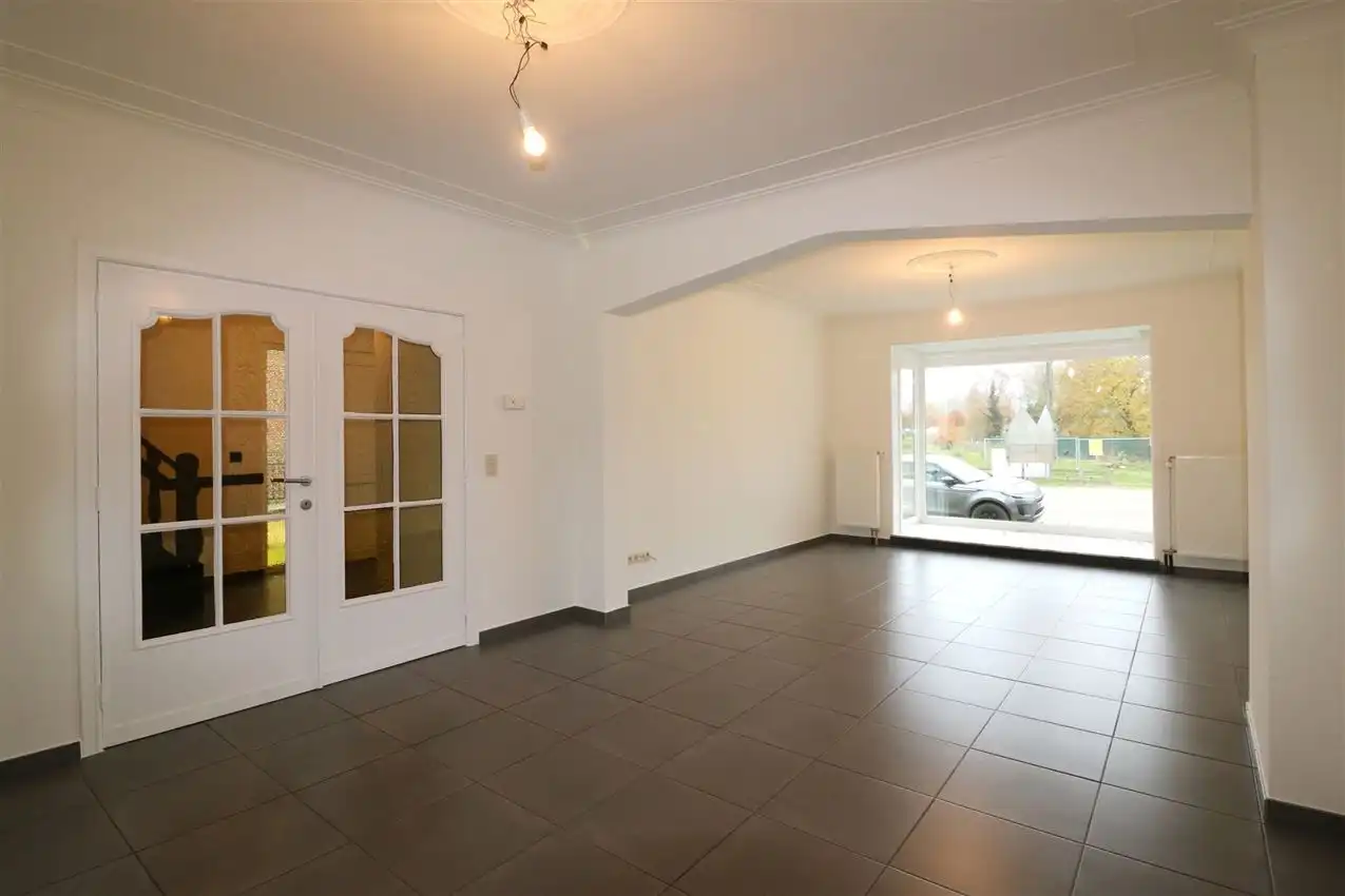 Villawoning, nabij station, 3 slpk., mooie omgeving, instapklaar foto 9