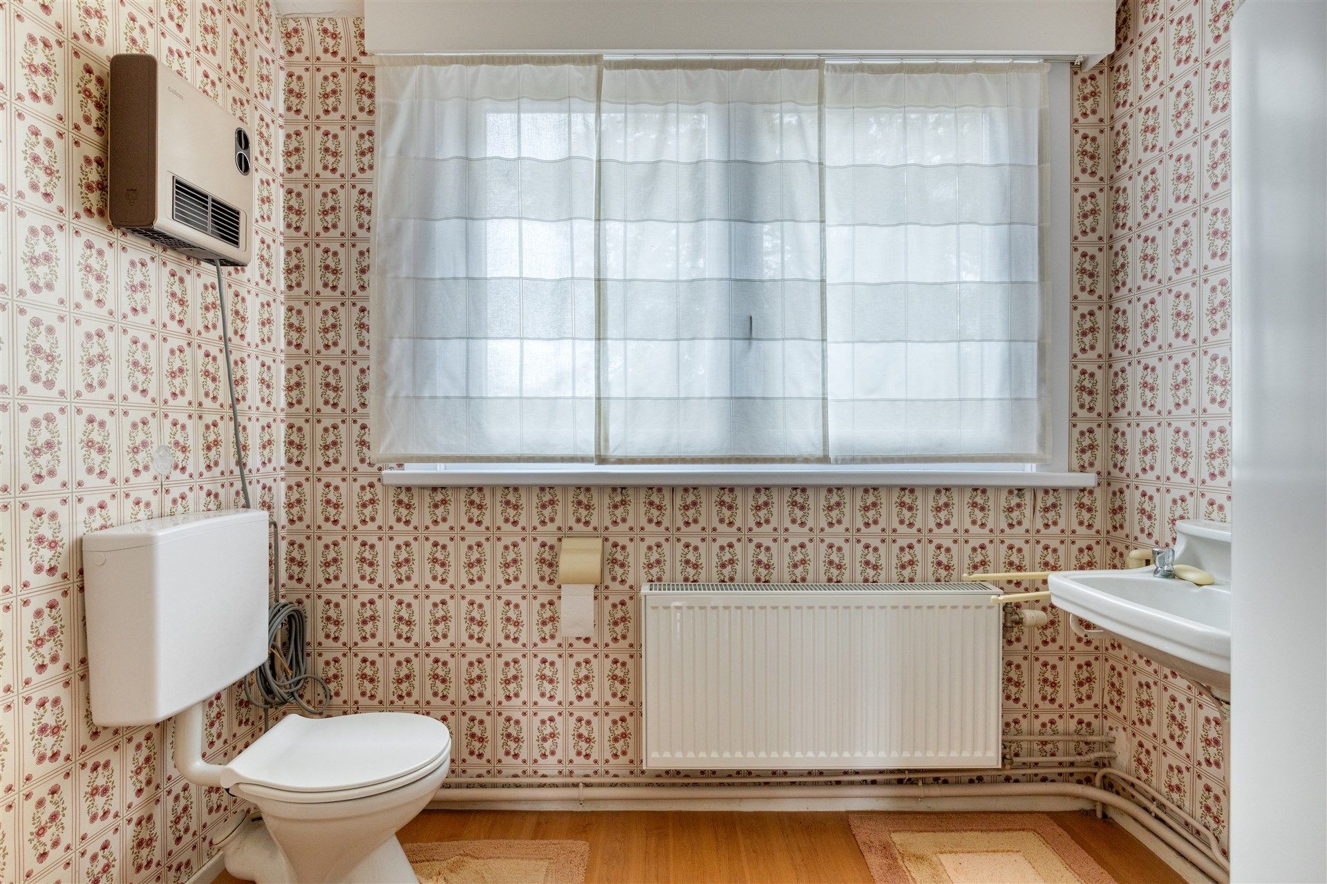 Ruime gezinswoning met 8 a 9 slaapkamers, een riante tuin en een prachtig uitzicht op weiland. foto 26