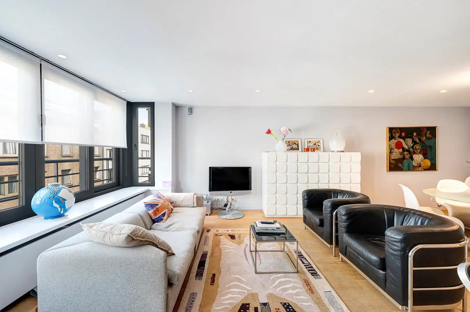 Instapklaar 2-slaapkamerappartement met terras op gegeerde locatie in Knokke. foto 8