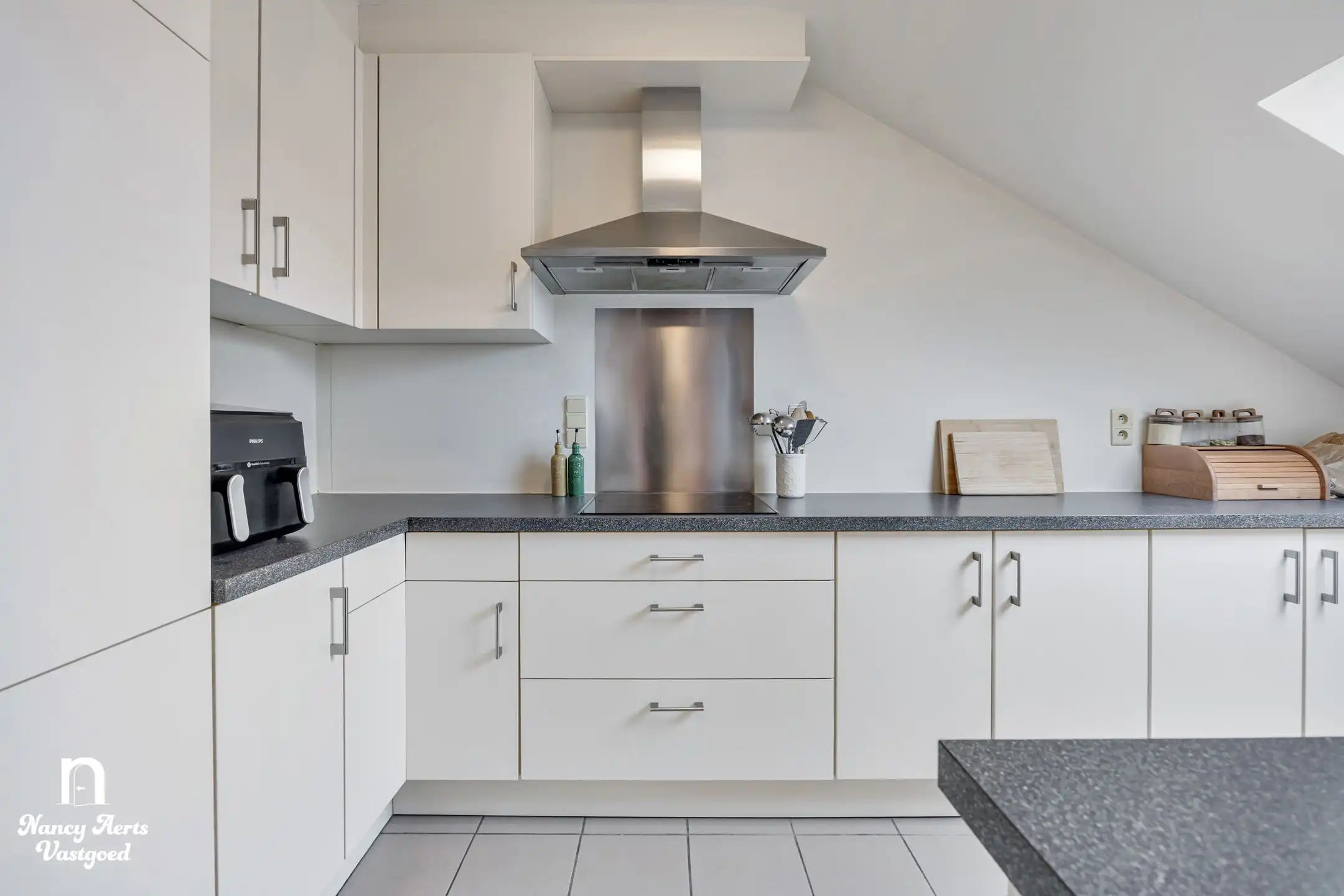 Comfortabel 1‑slaapkamerappartement met terras en parking foto 17