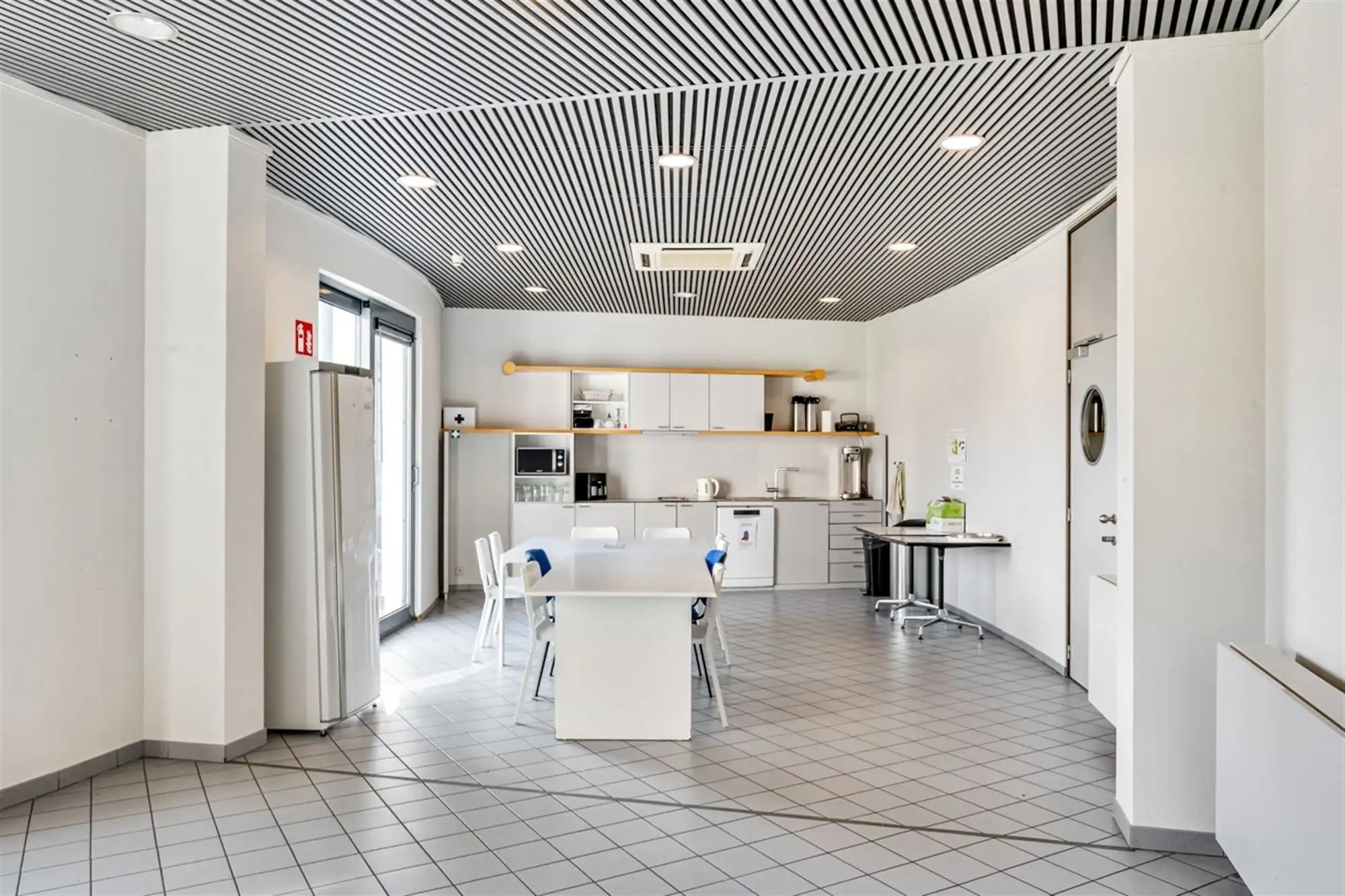 Nieuwe prijs - Instapklaar kantorencomplex op toplocatie ten zuiden van Gent foto 13