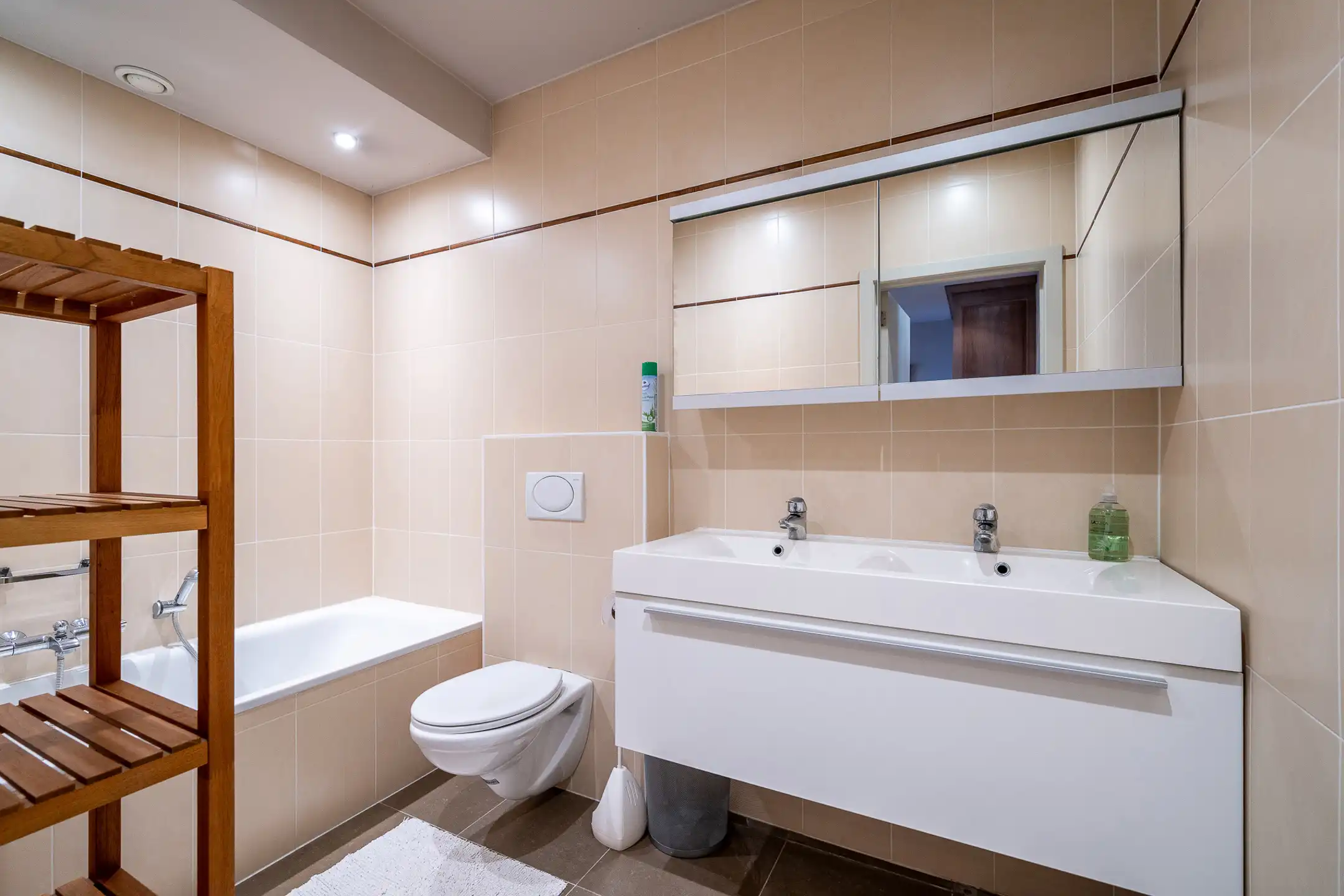 Gemeubeld wonen in de Eugène Ysayelaan foto 15