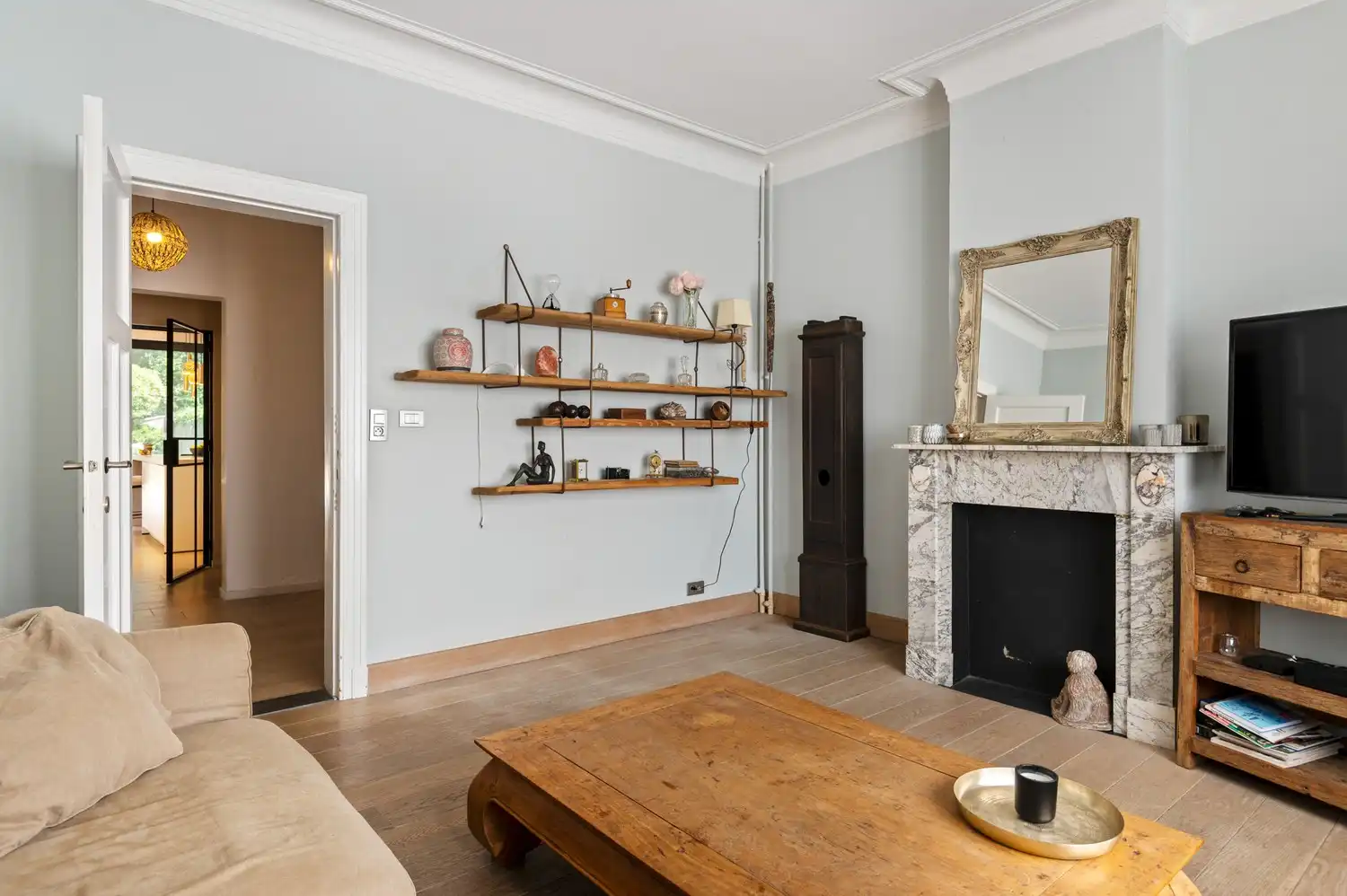 Instapklare woning met 4 slpkrs in hartje Edegem foto 8