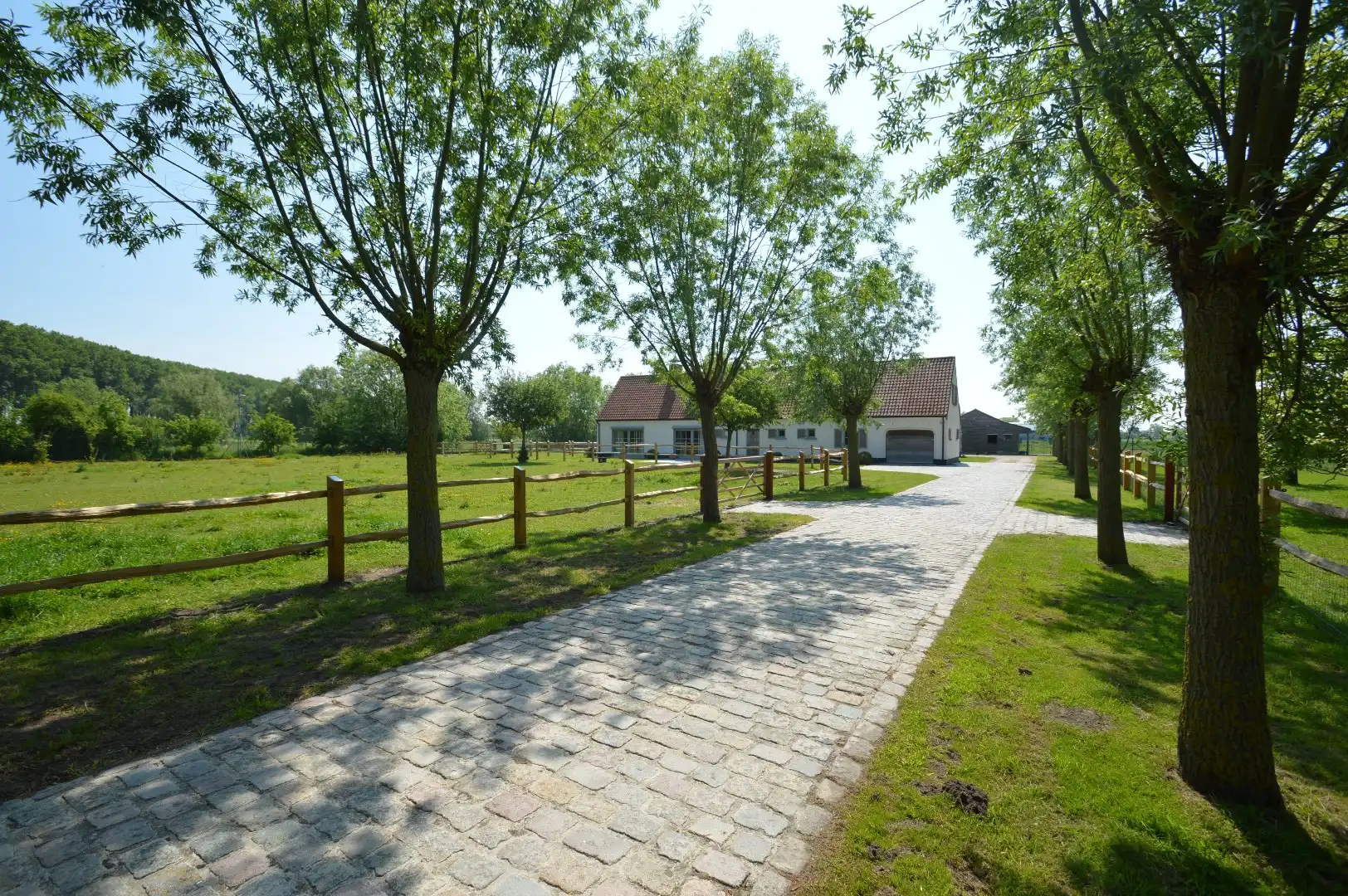 Karaktervolle hoeve met panoramisch uitzicht en paardenstallen, vlakbij Knokke foto 12