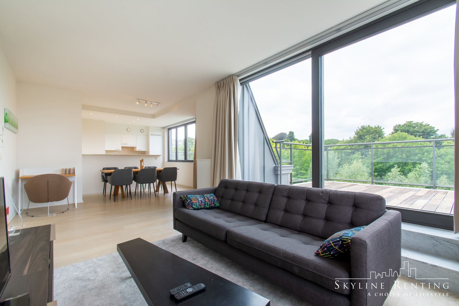 Fantastische gemeubeld 2 kamers PENTHOUSE (Ter Kameren Bos) foto 2