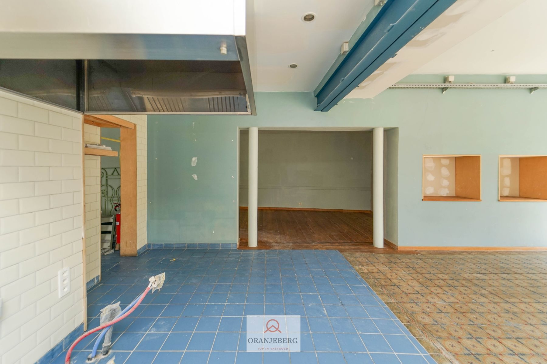 Horecavergund hoekpand met mooie visibiliteit in Papegaaistraat foto 10