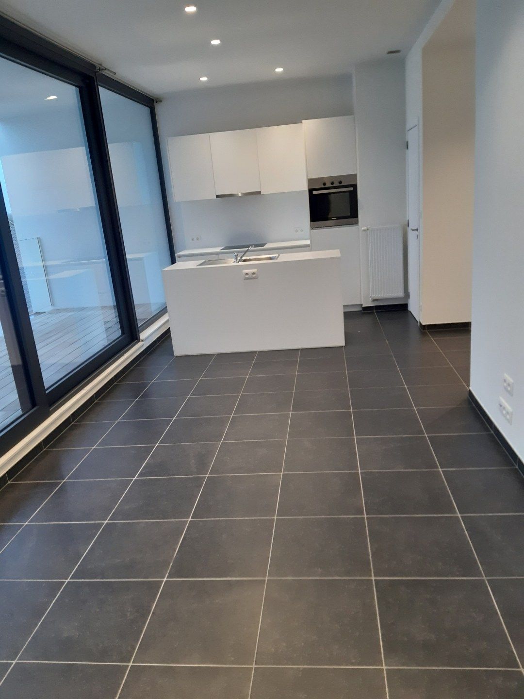 Lichtrijk 2 slpk-appartement foto 3