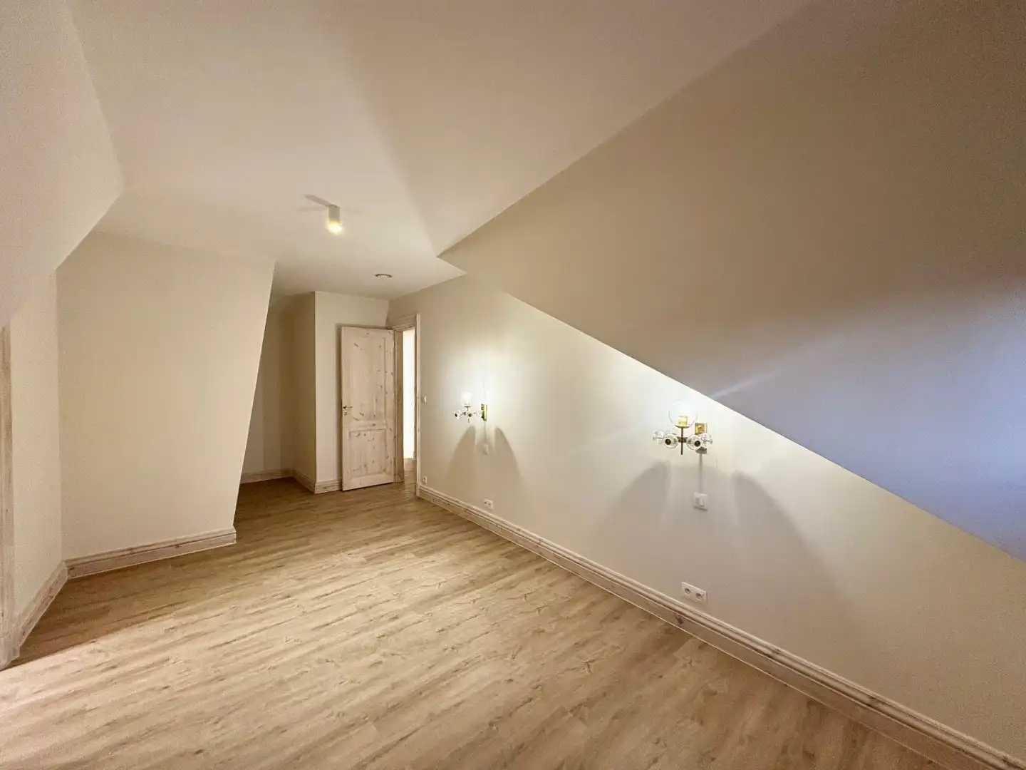 Unieke duplex penthouse met twee slaapkamers en een prachtig dakterras foto 11