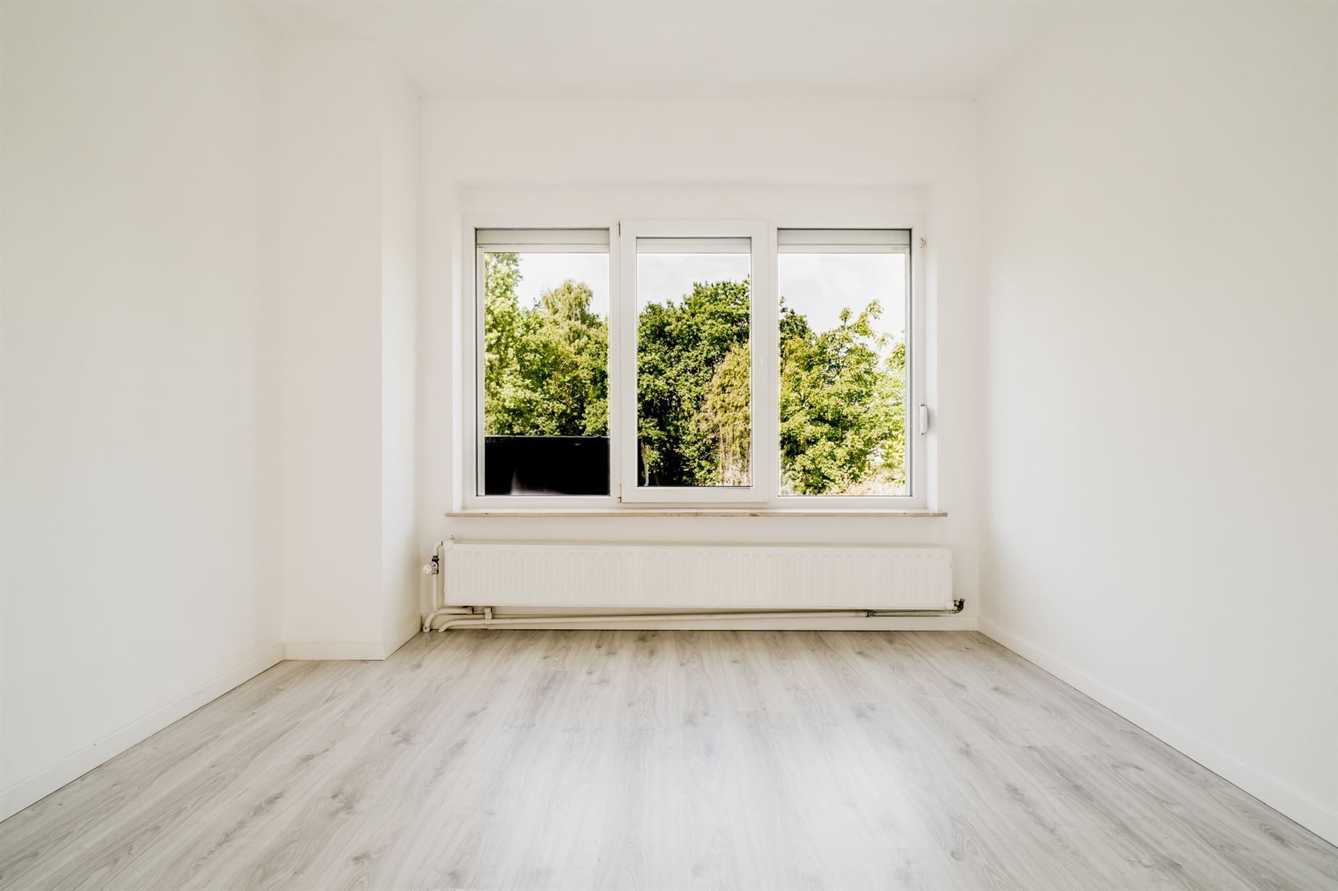 Instapklarae gezinswoning met tuin nabij centrum! foto 12