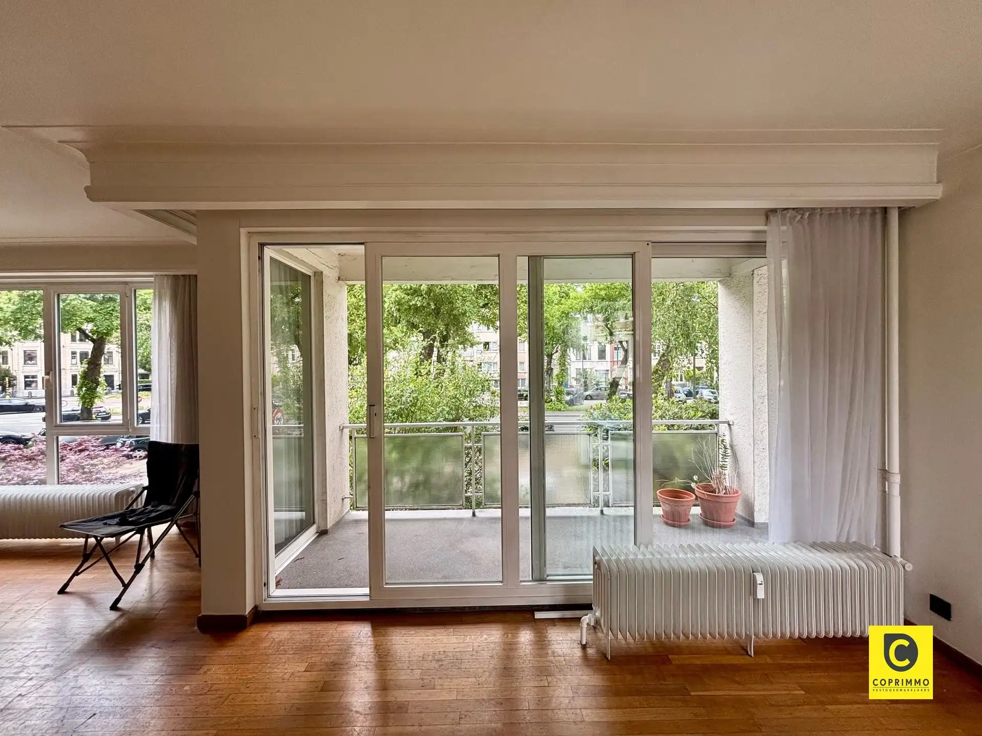Instapklaar 3 slaapkamer appartement met zonnig terras, kelder en fietsenberging foto 33
