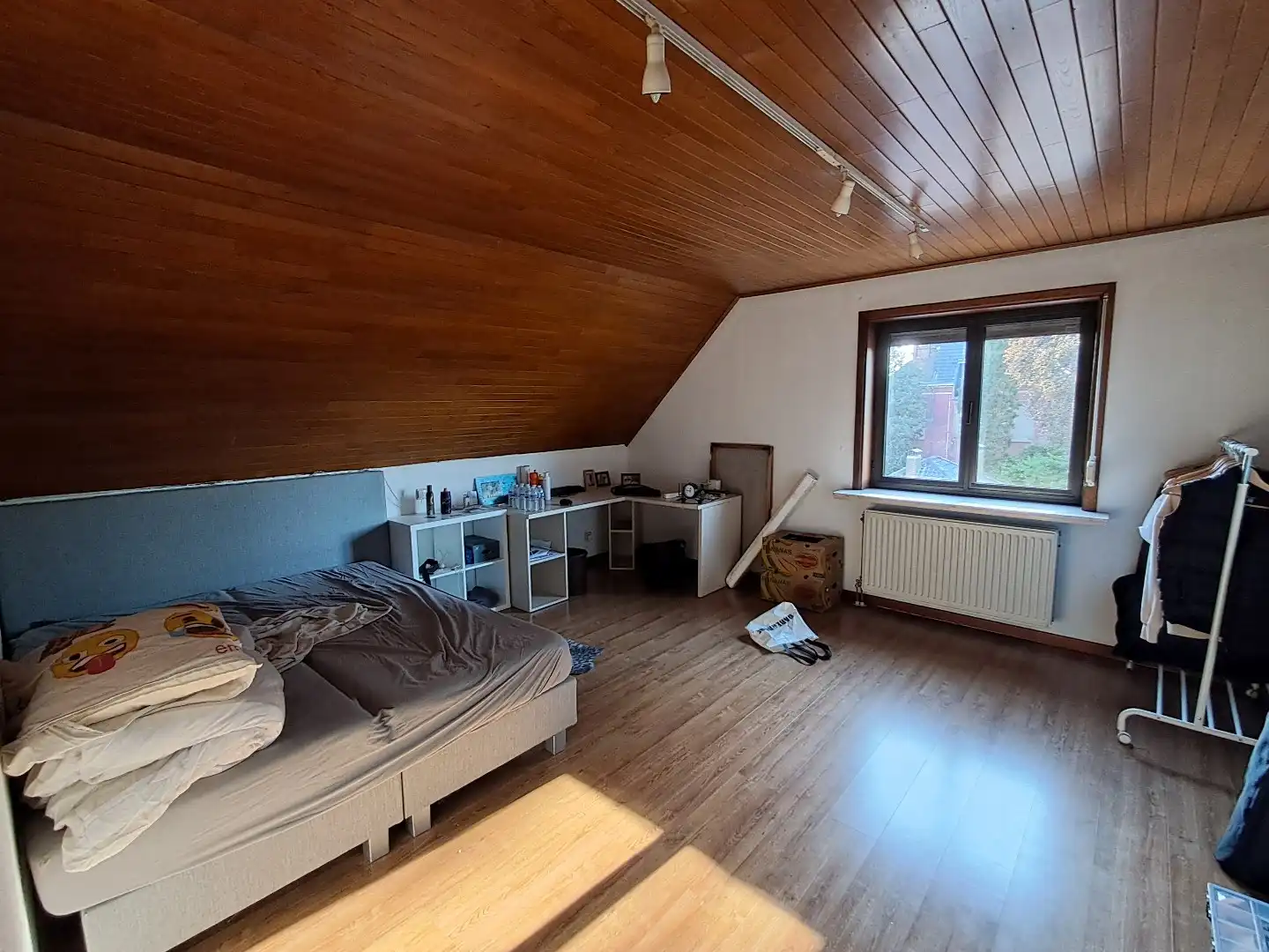 Ruim appartement te Sijsele. foto 13