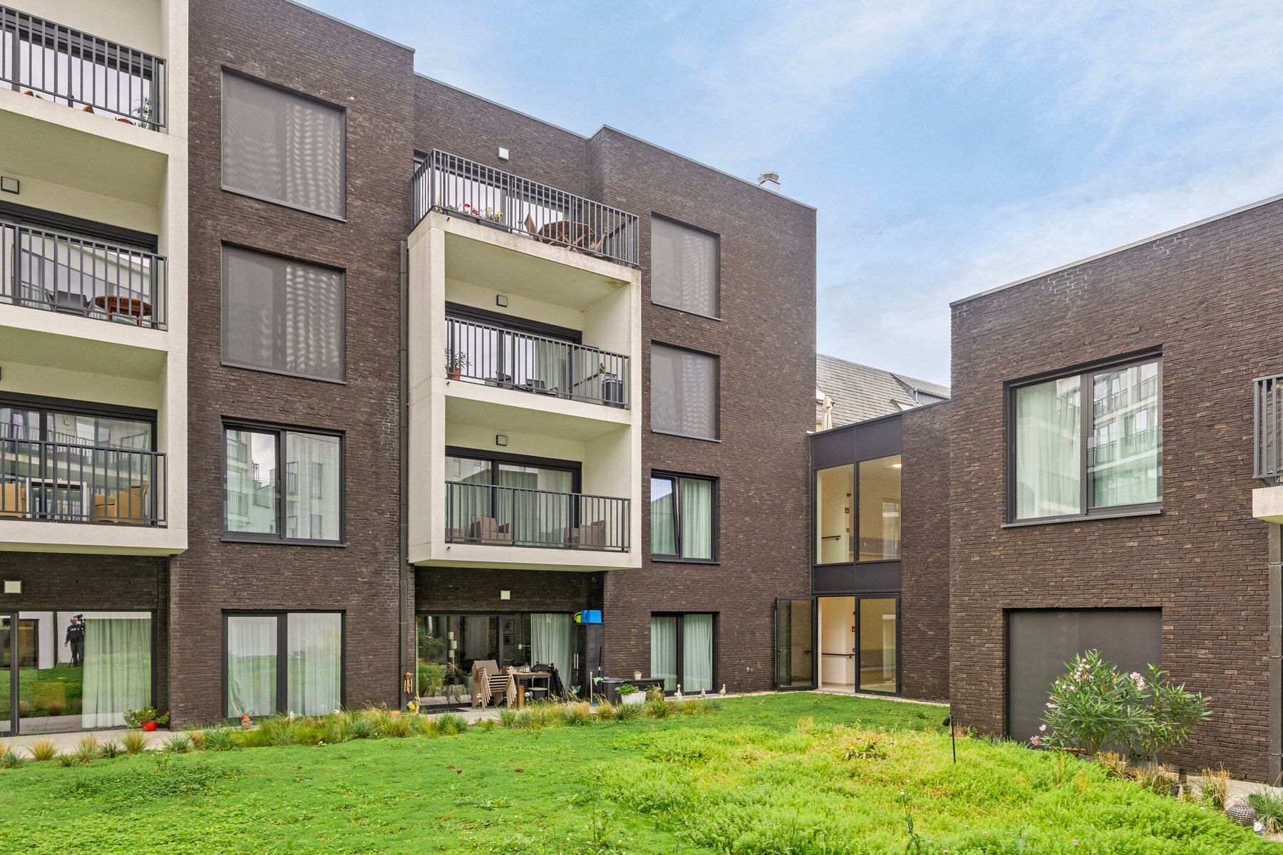 Moderne, nieuwe assistentiewoningen Parkrand foto 33