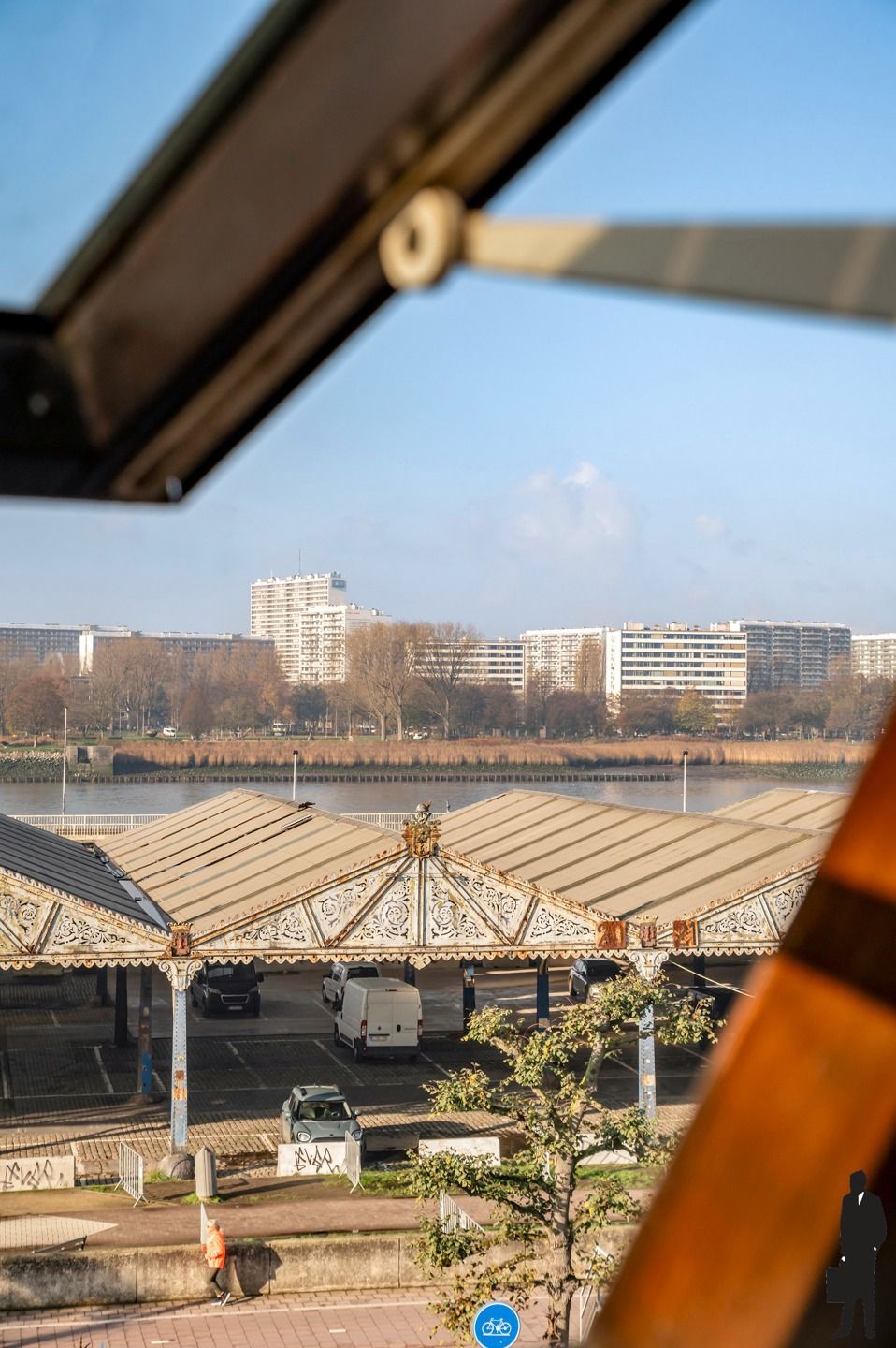 Neoclassicistische stadswoning uit de 19de eeuw met zicht op de Schelde en de Kathedraal foto 23