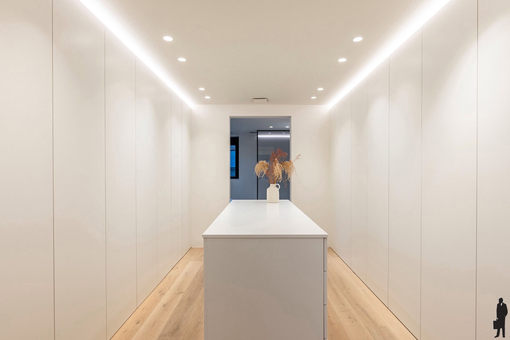 Luxe villa met zwembad en poolhouse vlakbij het centrum van Hoogstraten. foto 33