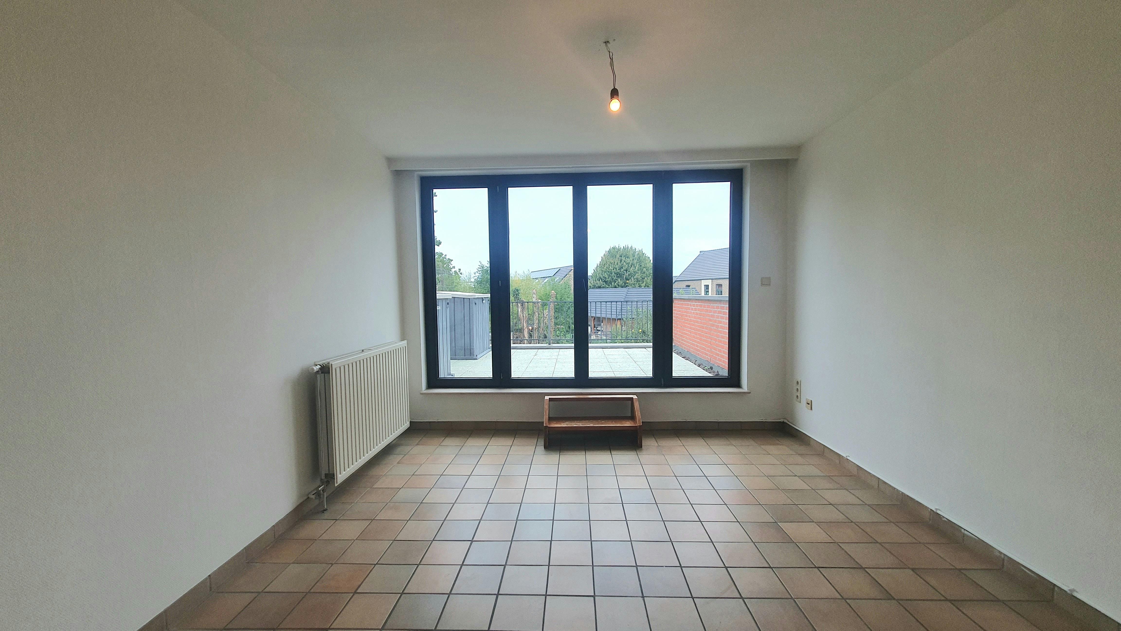 TE HUUR: Duplex appartement in Alken foto 4