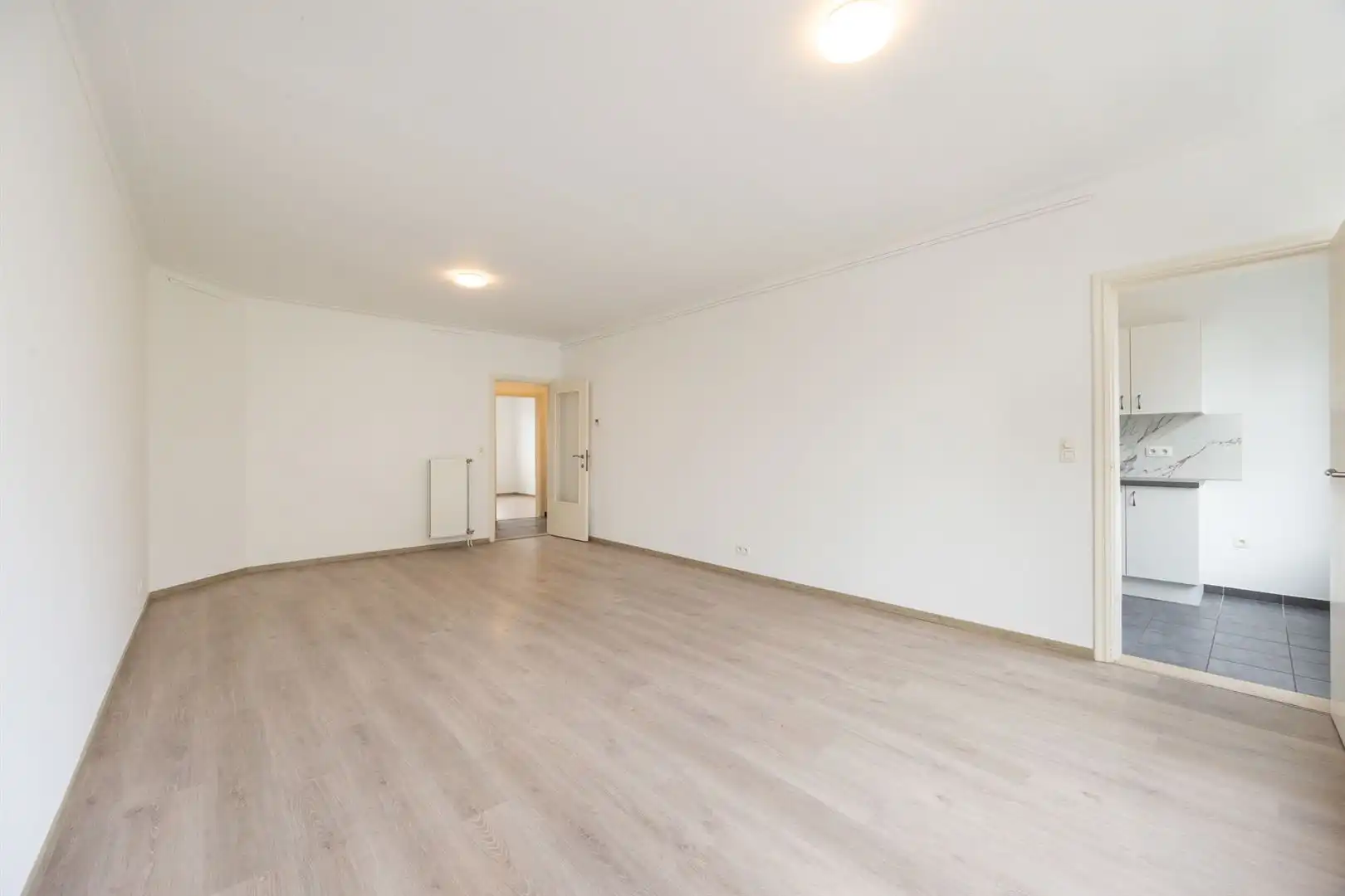 Opgefrist 2-slaapkamer appartement foto 5